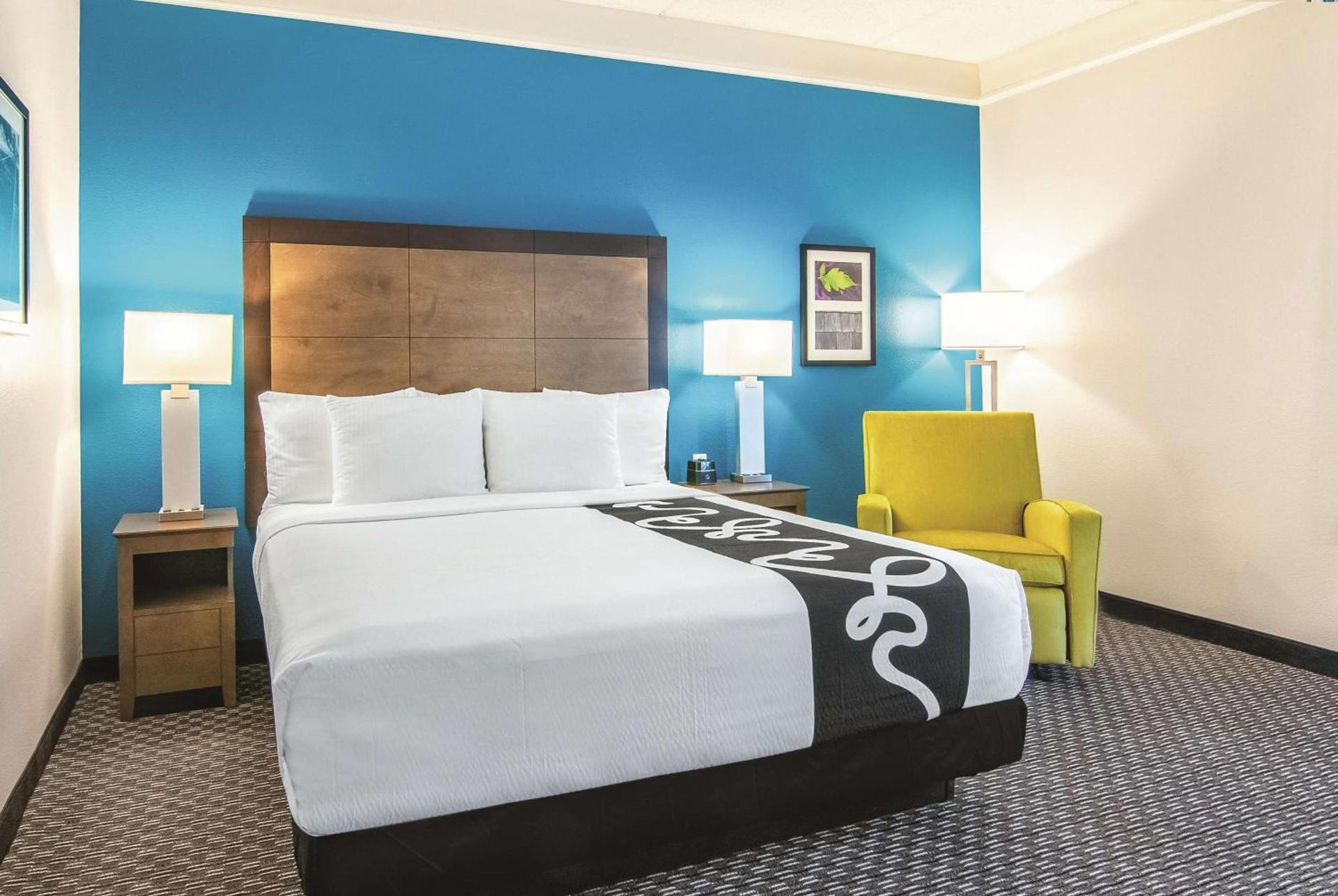 La Quinta by Wyndham Orlando UCF photo 17