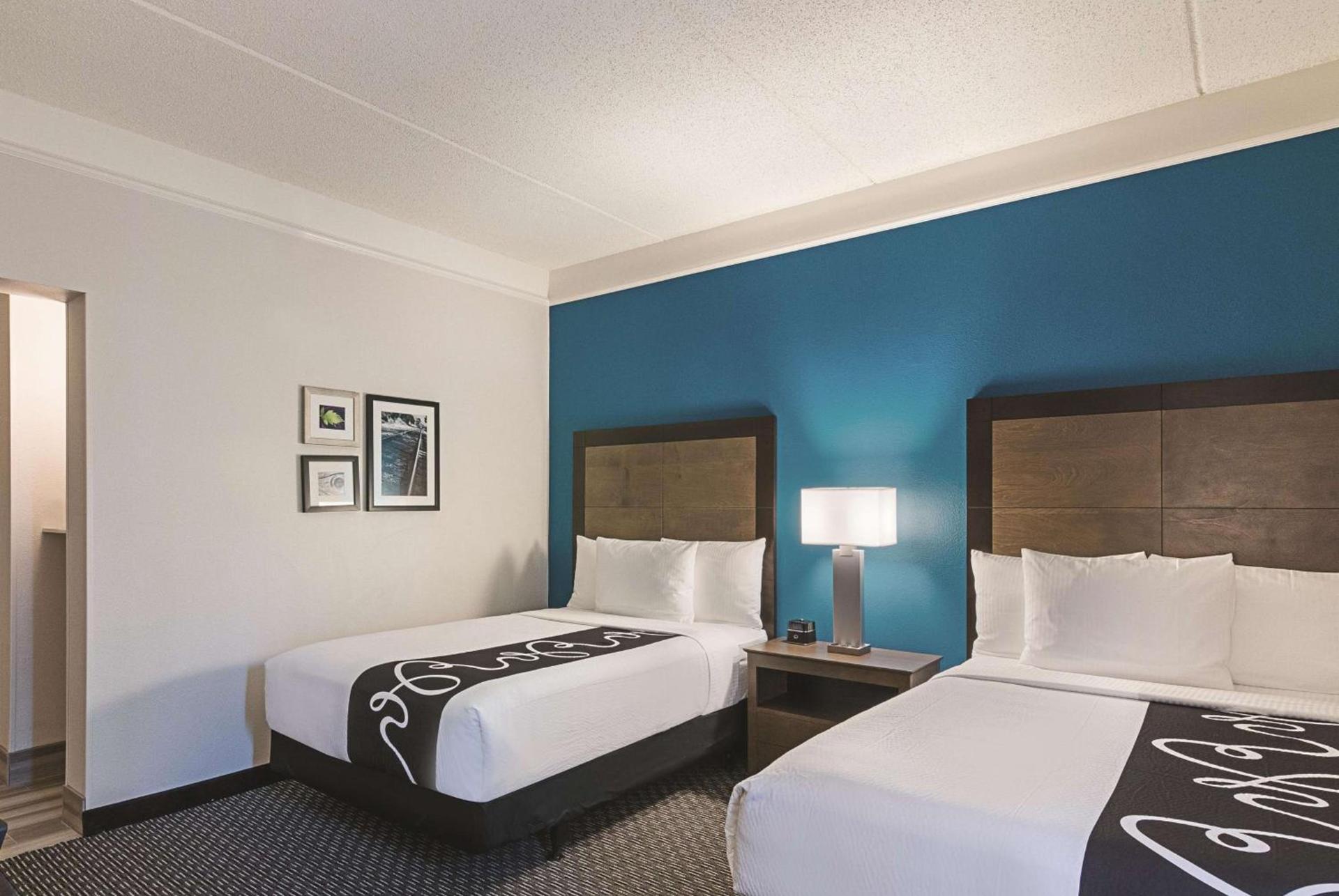 La Quinta by Wyndham Orlando UCF photo 21