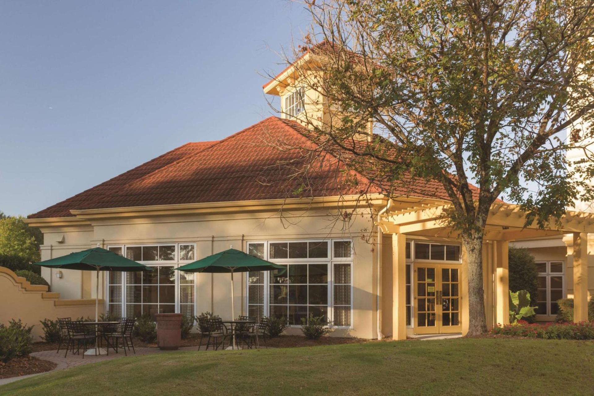 La Quinta by Wyndham Atlanta Ballpark/Galleria photo 52
