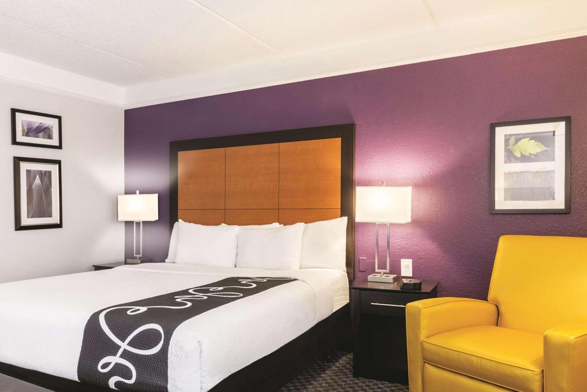 La Quinta by Wyndham Orlando Airport - On Property Food Trucks & Free Airport Shuttle! photo 30