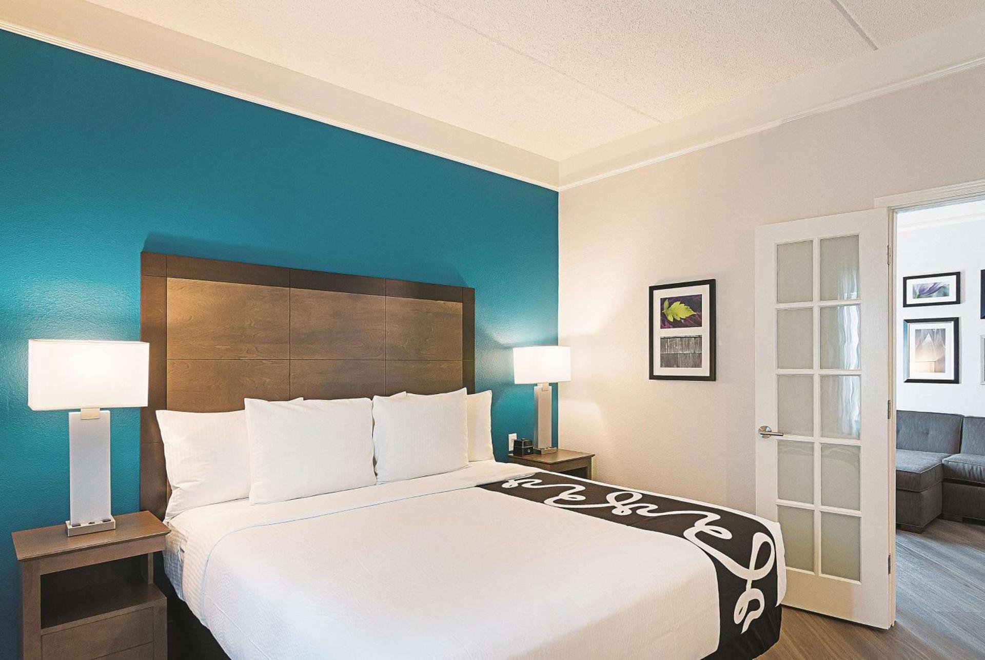 La Quinta by Wyndham Orlando UCF photo 33