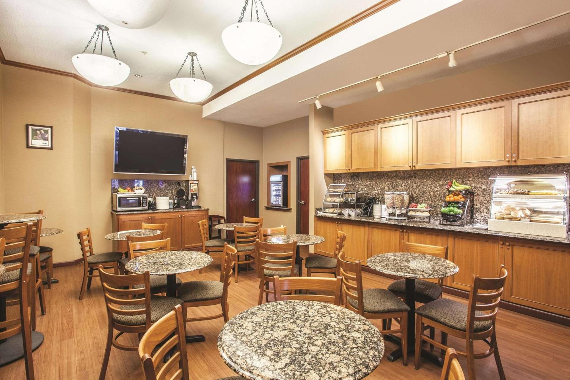 La Quinta by Wyndham Portland Airport photo 43