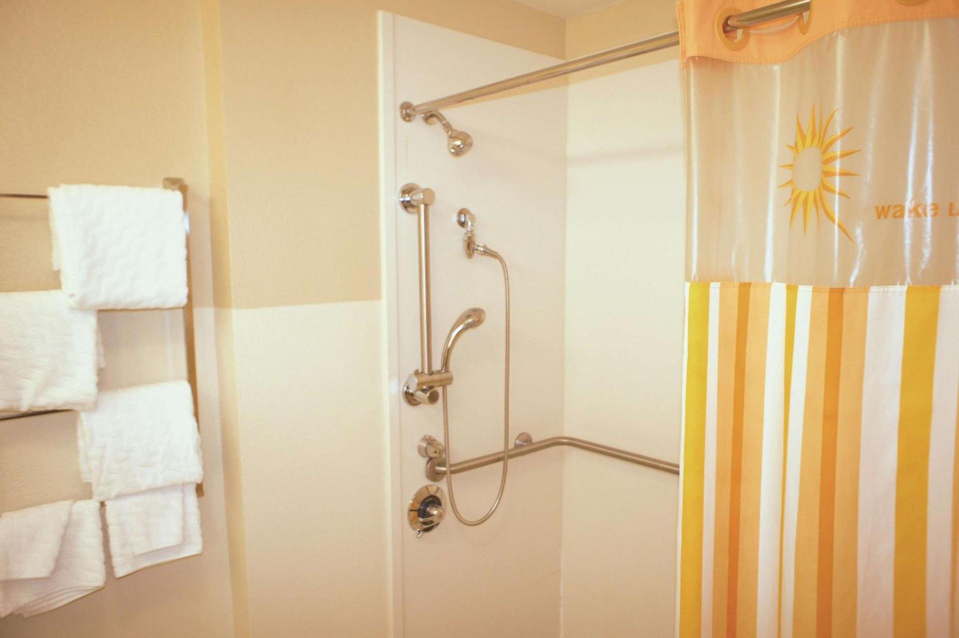 La Quinta by Wyndham Raleigh/Durham Southpoint photo 15
