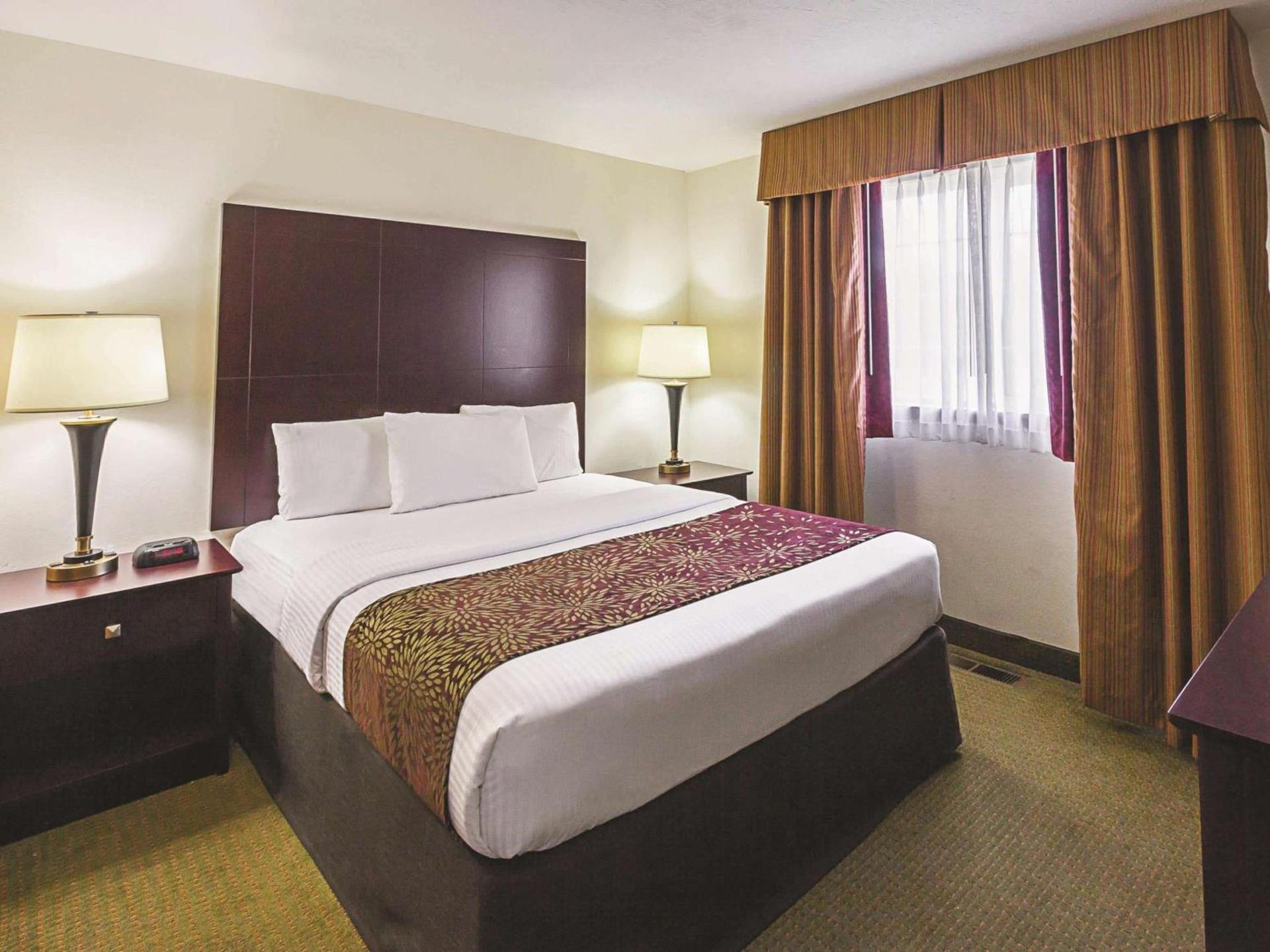 La Quinta by Wyndham Woodburn photo 25