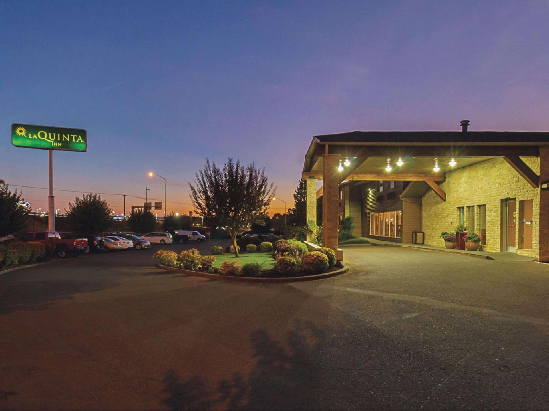 La Quinta by Wyndham Woodburn photo 3