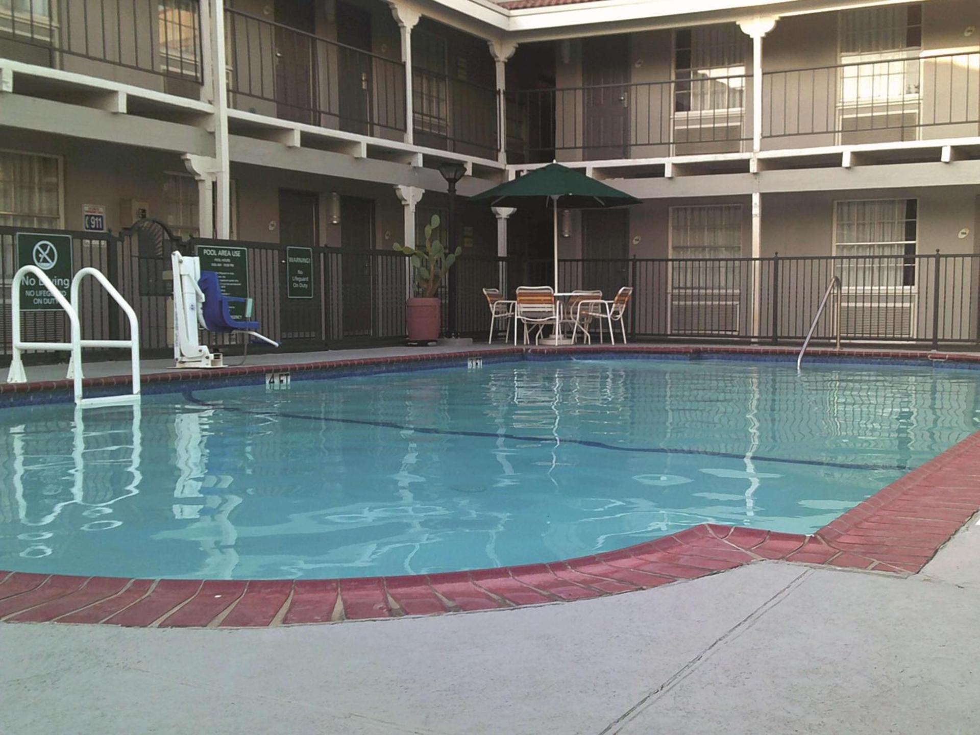 La Quinta Inn by Wyndham Dallas Uptown photo 43