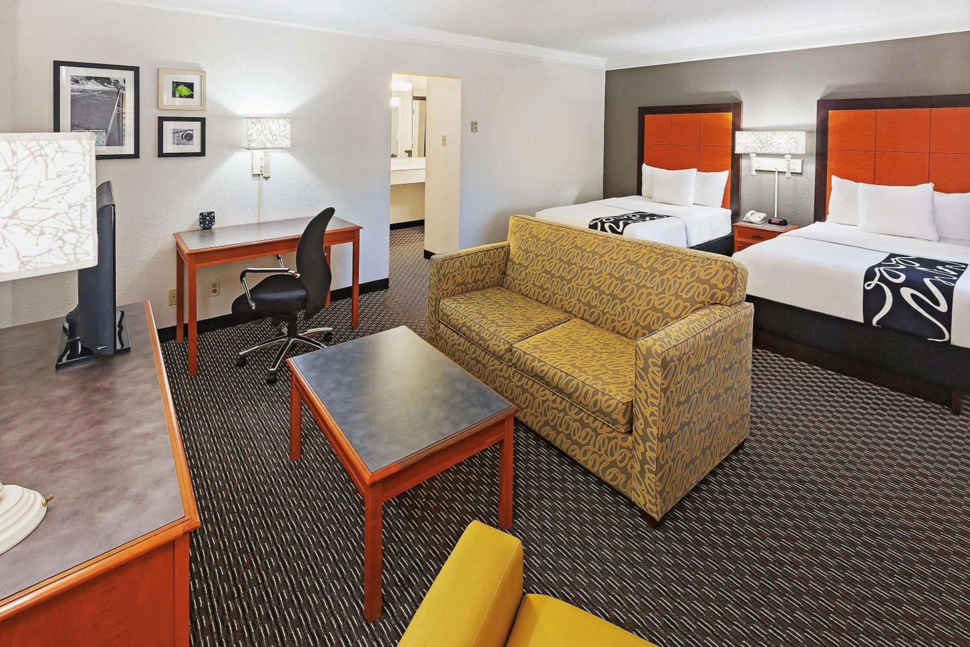 La Quinta Inn by Wyndham Dallas Uptown photo 56