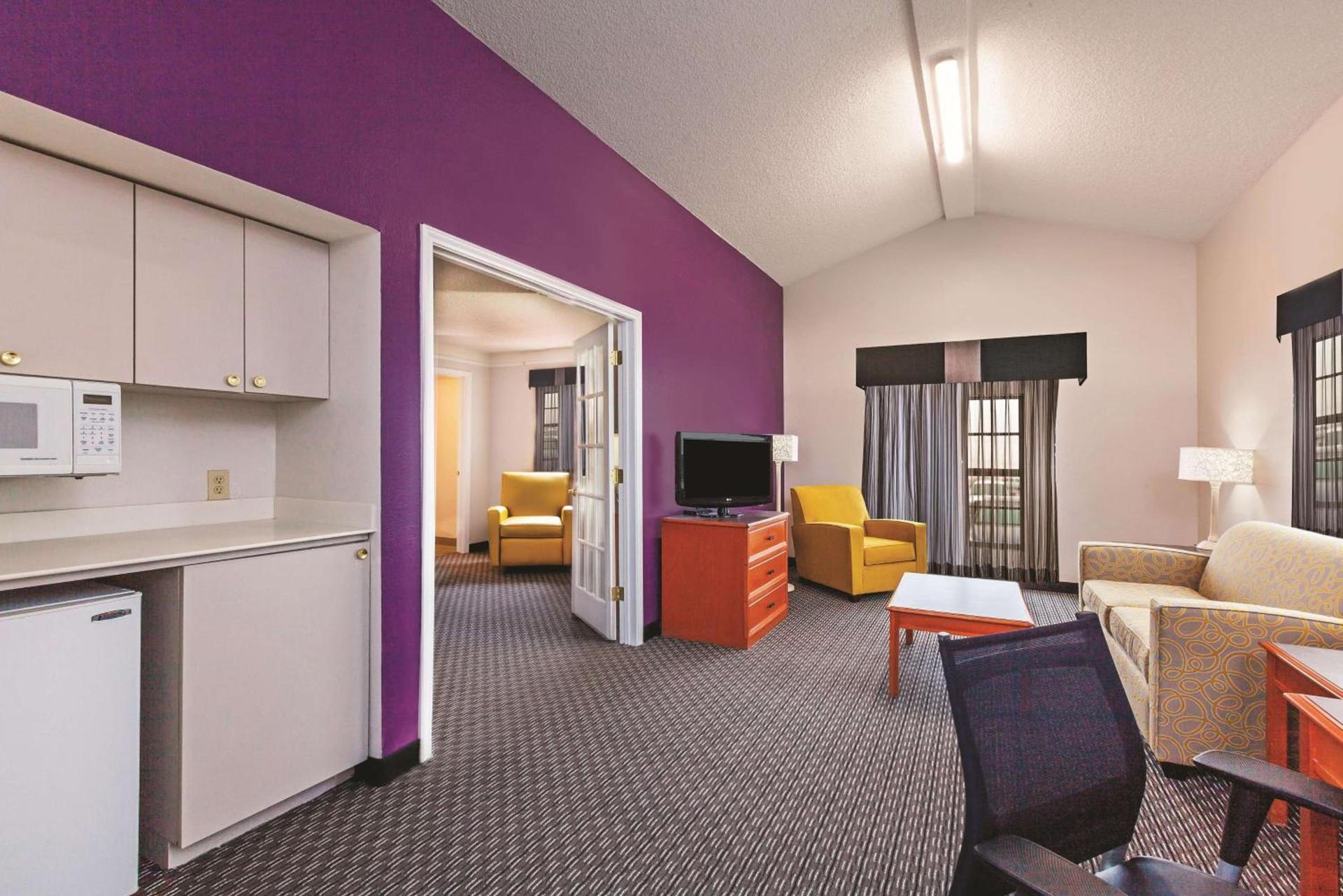 La Quinta Inn by Wyndham Odessa photo 39