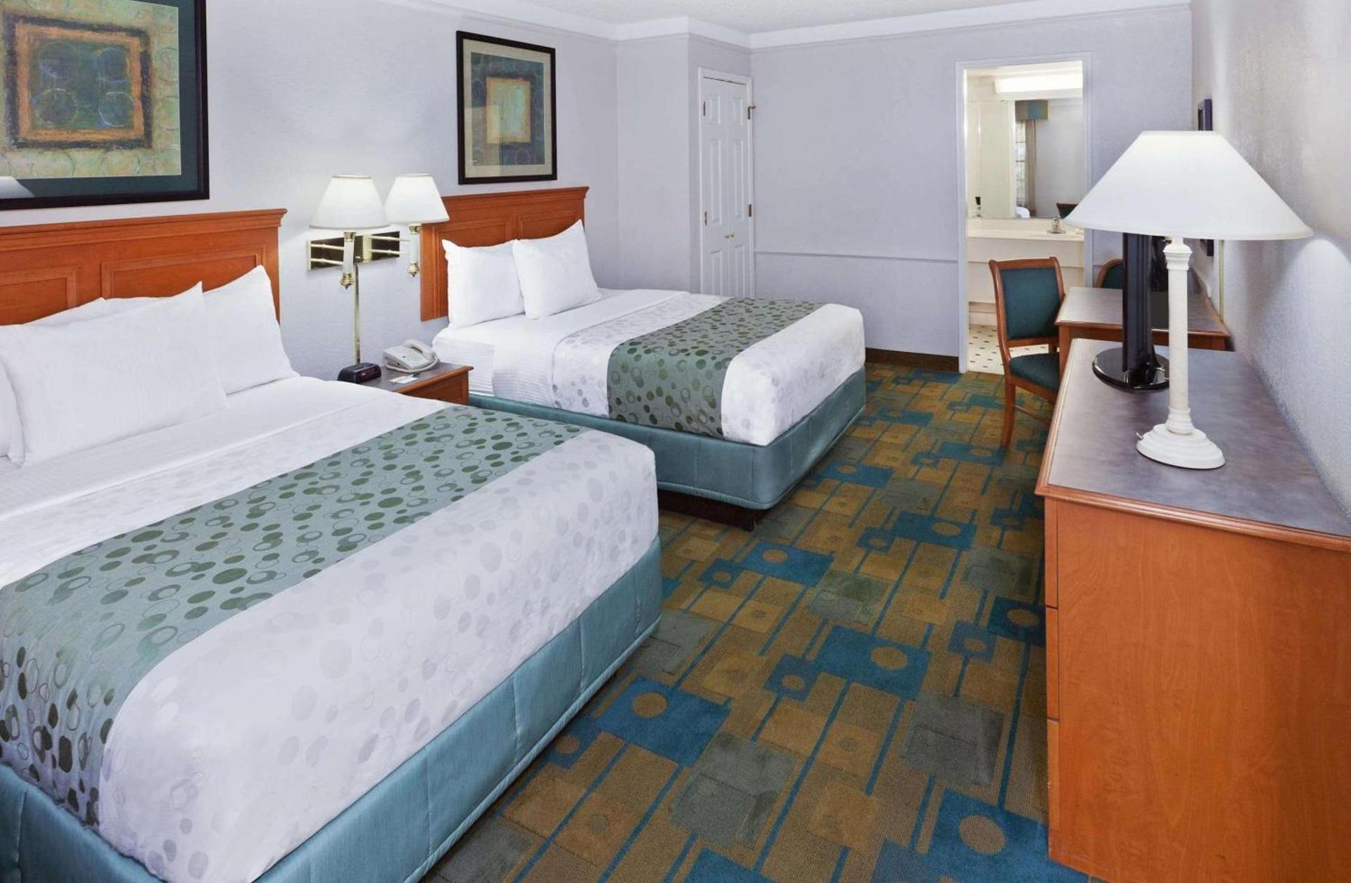 La Quinta Inn by Wyndham Austin Oltorf photo 14