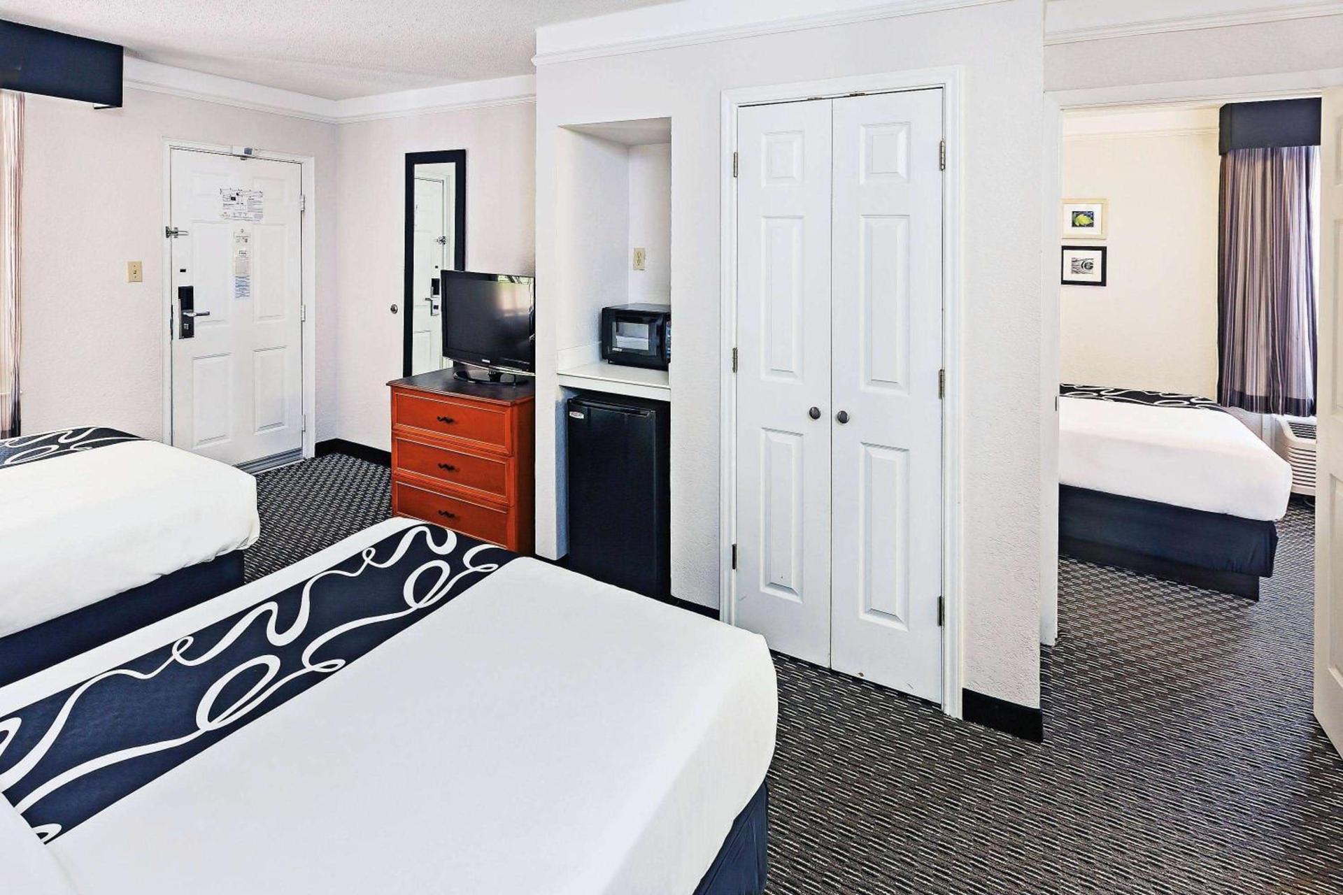 La Quinta Inn by Wyndham Dallas Uptown photo 73