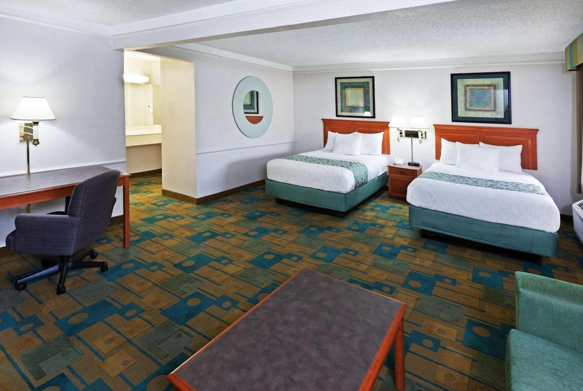 La Quinta Inn by Wyndham Austin Oltorf photo 18