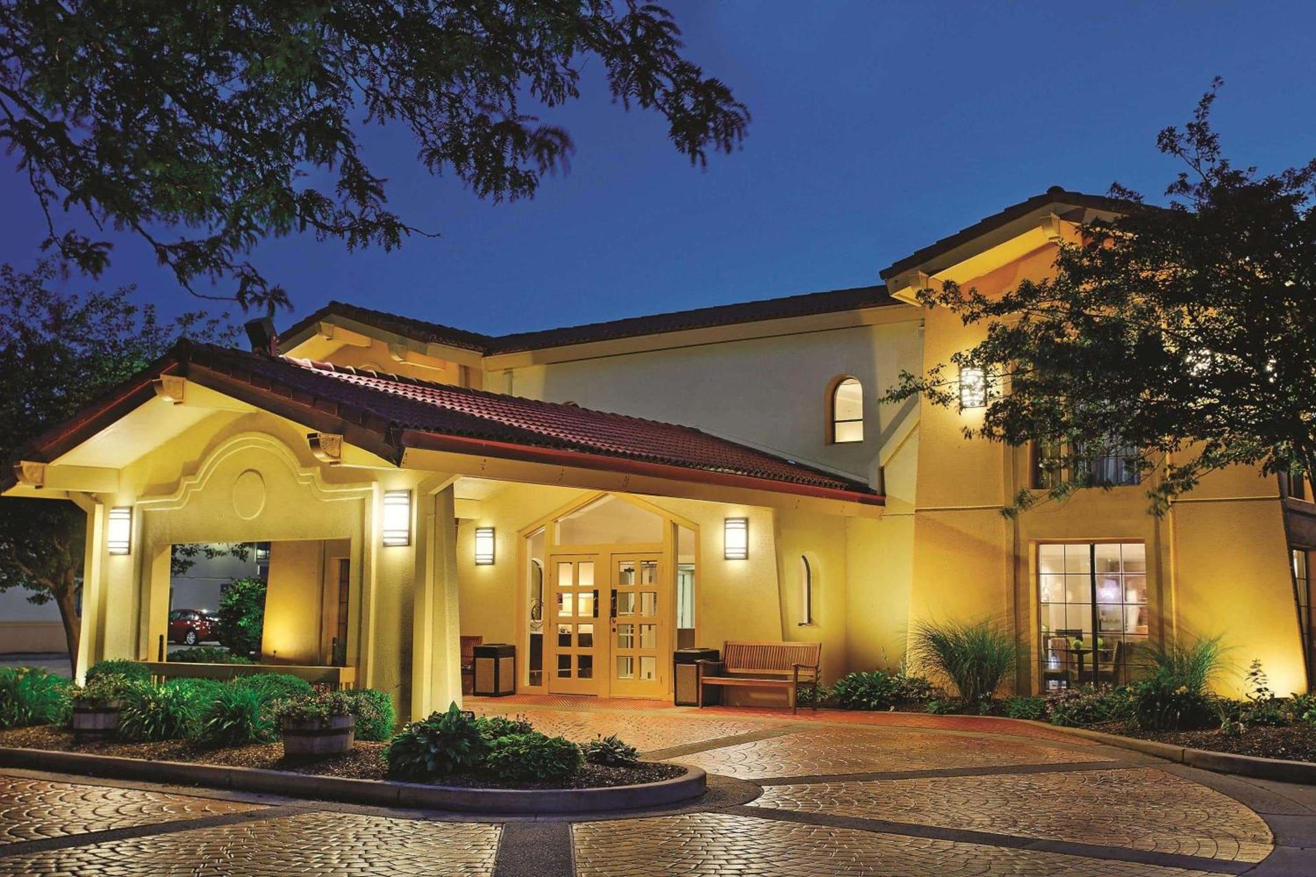 La Quinta Inn by Wyndham Champaign — hotel in Champaign