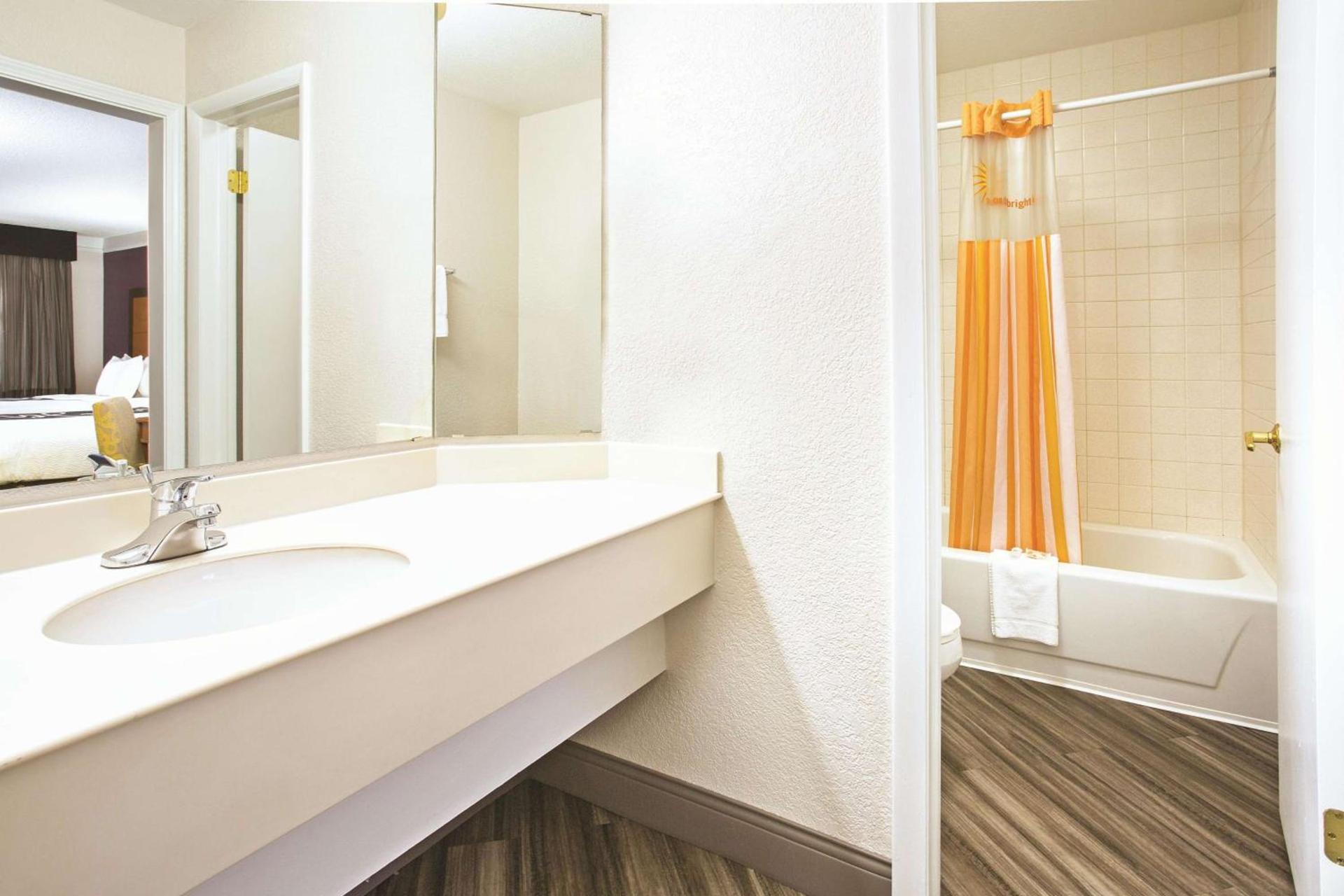 La Quinta Inn by Wyndham Denver Westminster photo 20