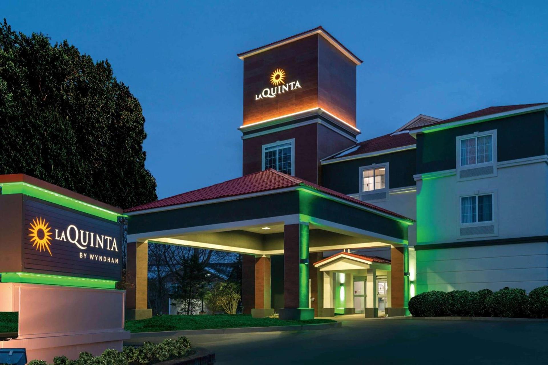 La Quinta by Wyndham Latham Albany Airport photo 34