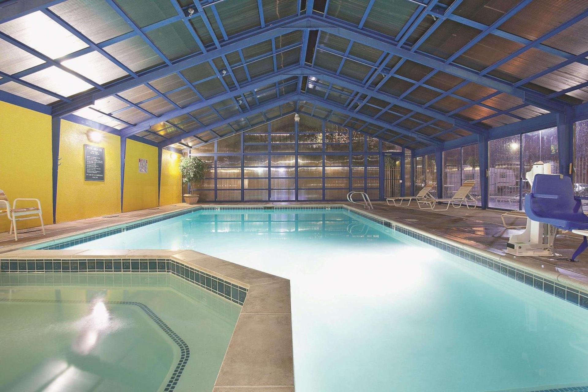 La Quinta Inn by Wyndham Salt Lake City Midvale photo 9