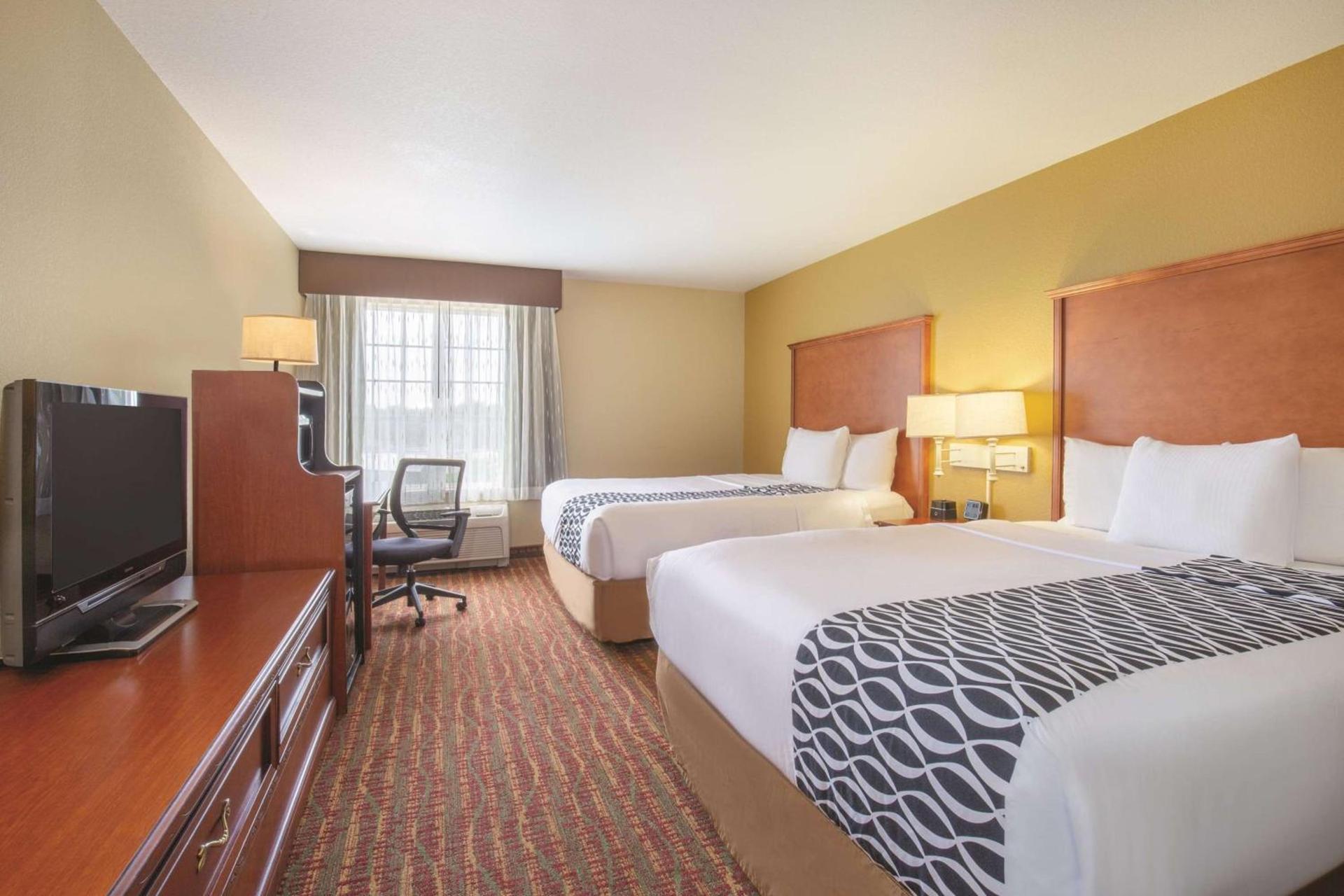 La Quinta by Wyndham Bentonville photo 37