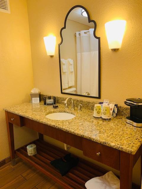 Wingate by Wyndham Elkins photo 48