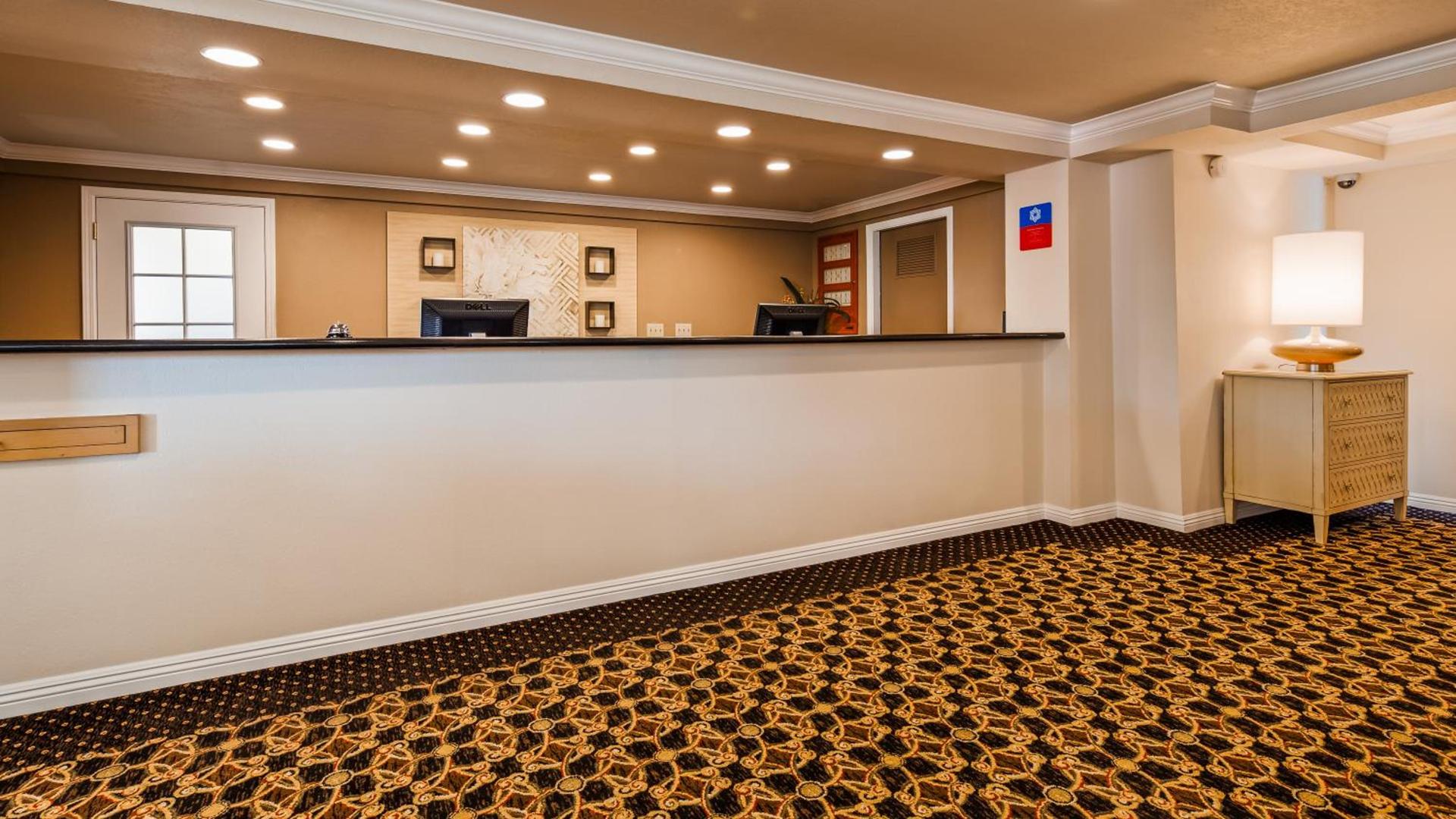 Lompoc Valley Inn and Suites photo 32