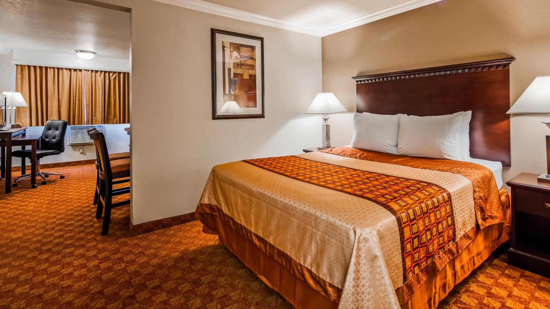 Lompoc Valley Inn and Suites photo 54