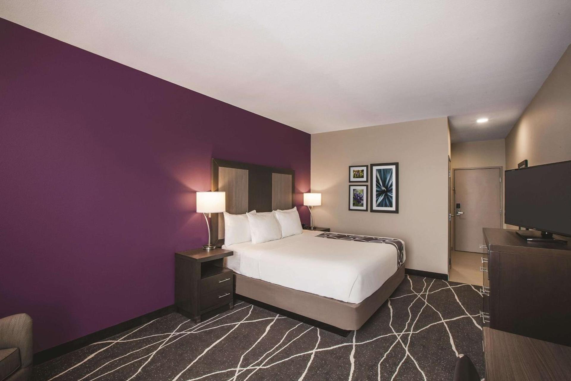 La Quinta by Wyndham Dallas Northeast-Arboretum photo 15