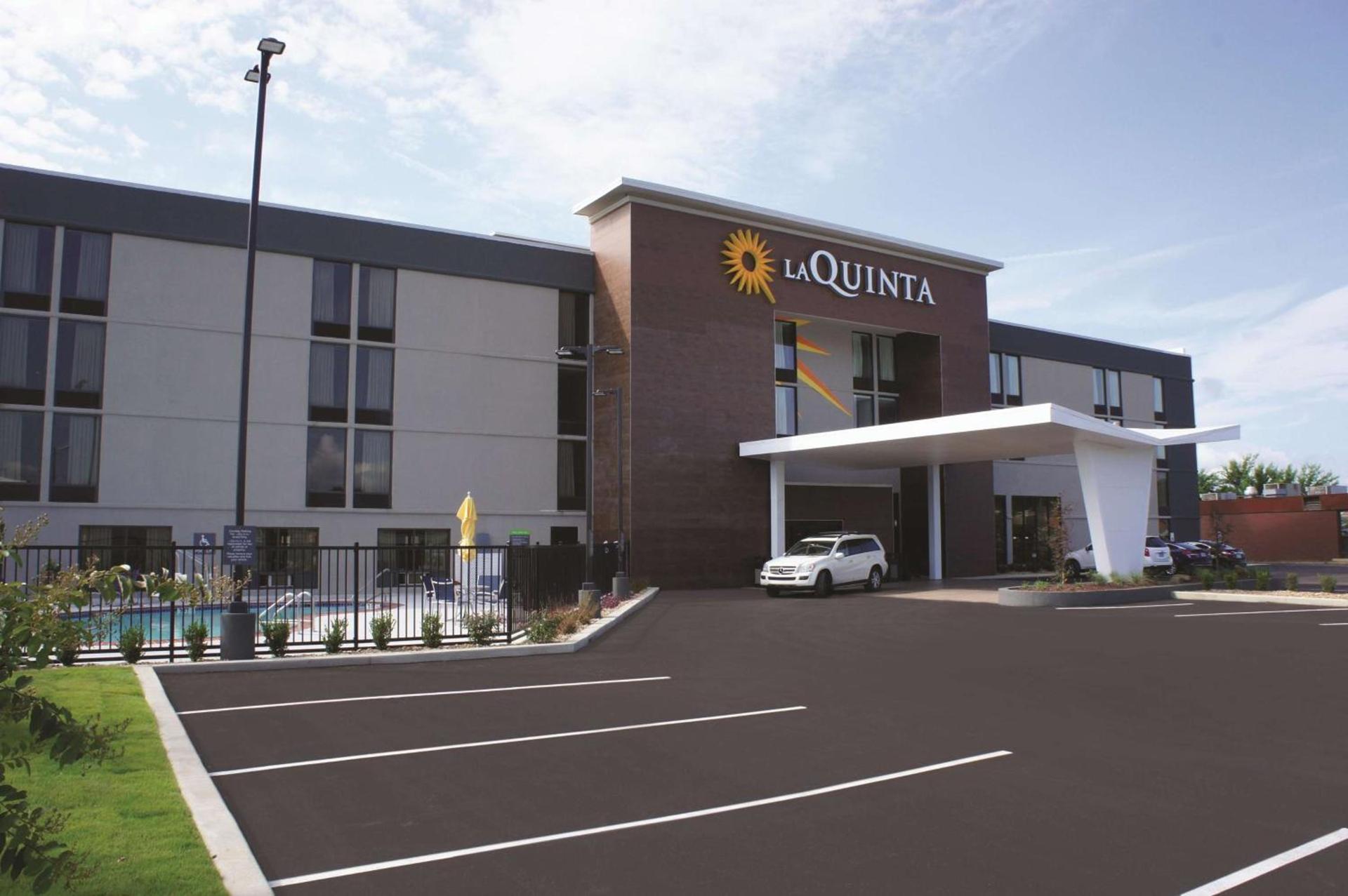 La Quinta by Wyndham Columbus MS photo 28
