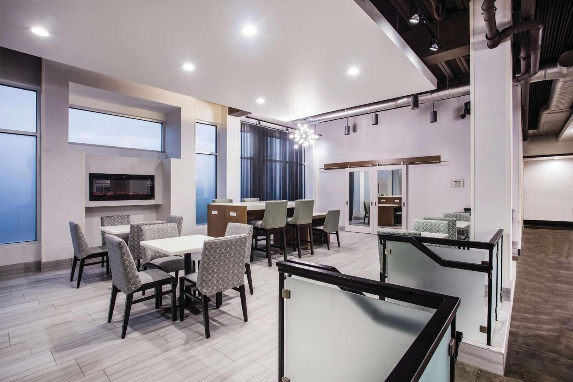 La Quinta by Wyndham Winchester photo 13
