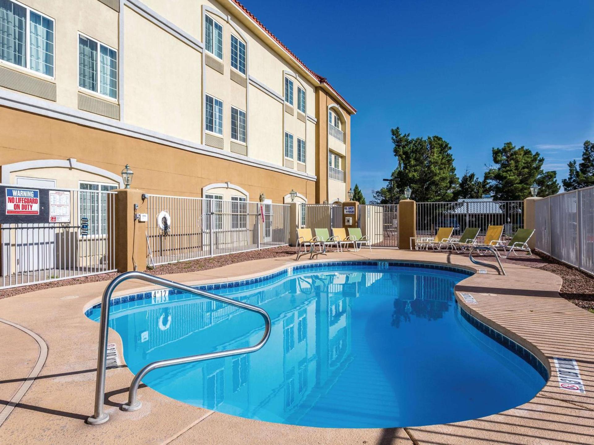 La Quinta by Wyndham Deming photo 8