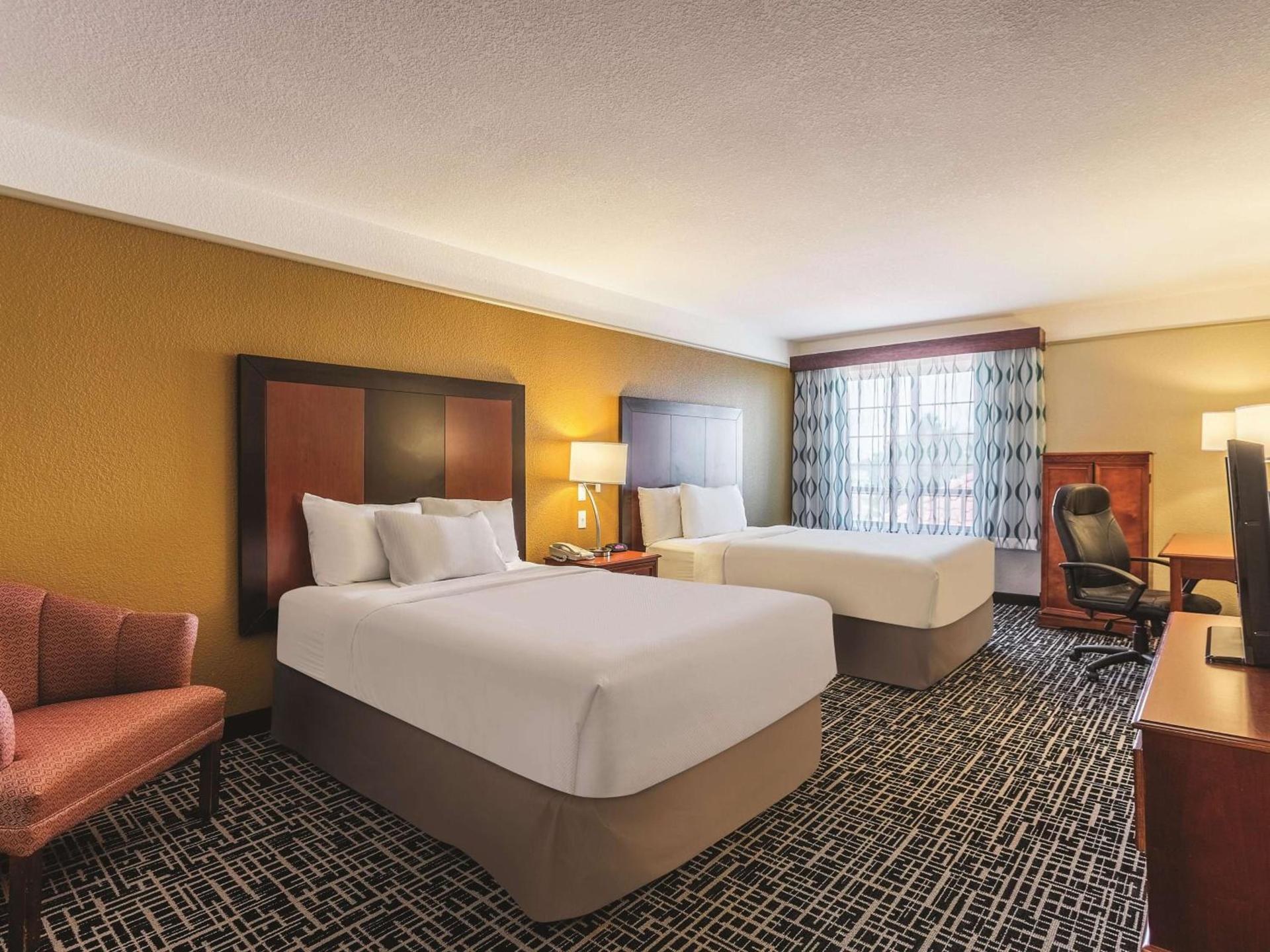La Quinta by Wyndham Deming photo 11