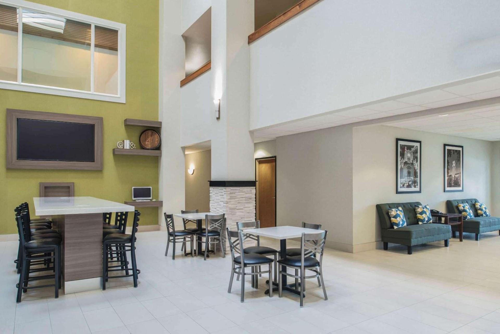 La Quinta by Wyndham Moscow Pullman photo 26