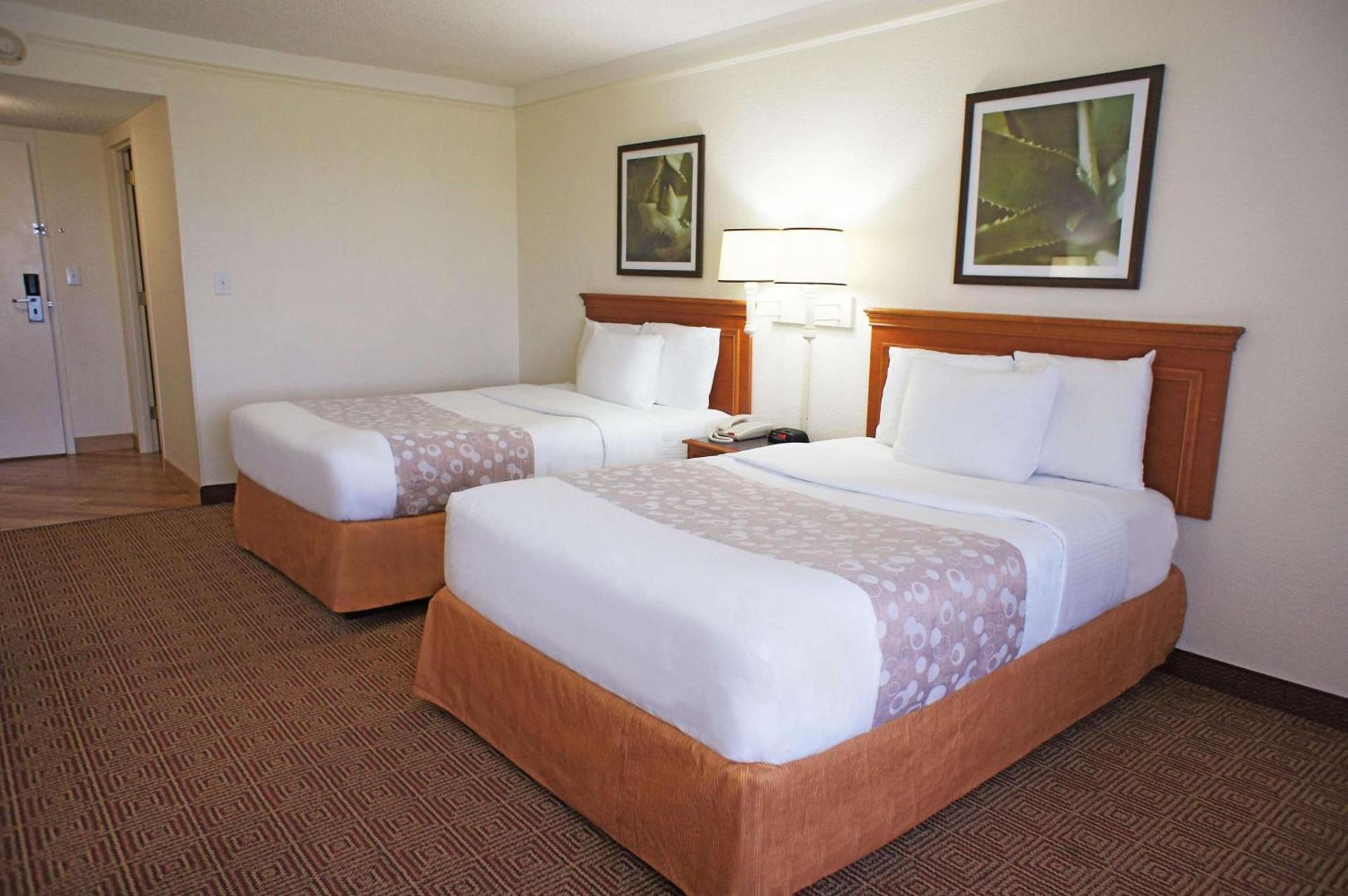La Quinta by Wyndham Coral Springs University Dr photo 5