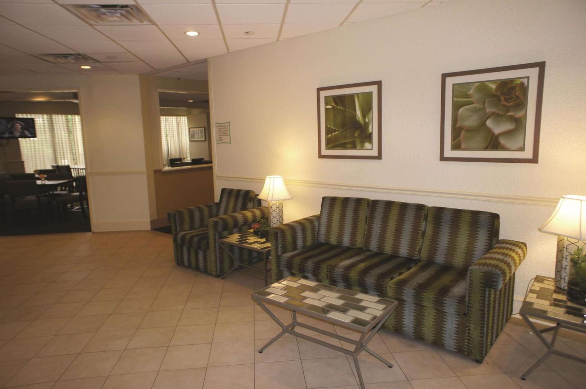La Quinta by Wyndham Nashville Airport/Opryland photo 4