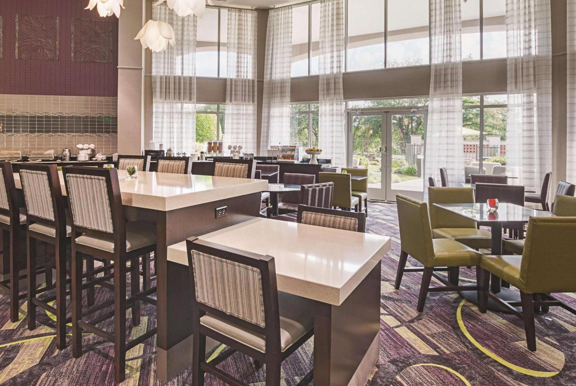 La Quinta by Wyndham Fort Worth North photo 3