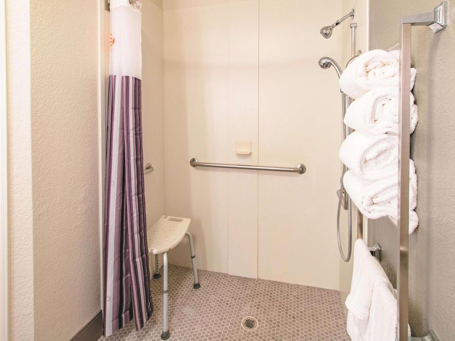 La Quinta by Wyndham Fort Worth City View photo 40