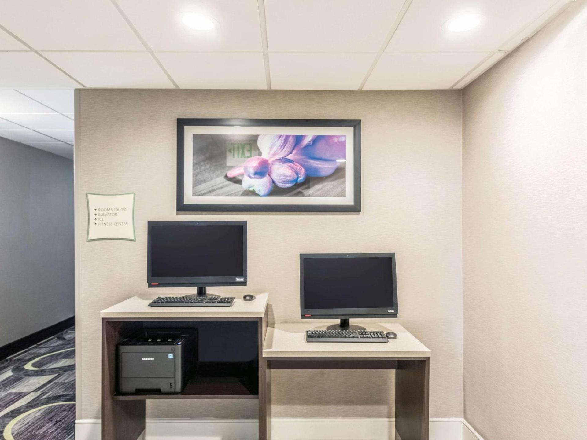 La Quinta by Wyndham Denver Tech Center photo 51