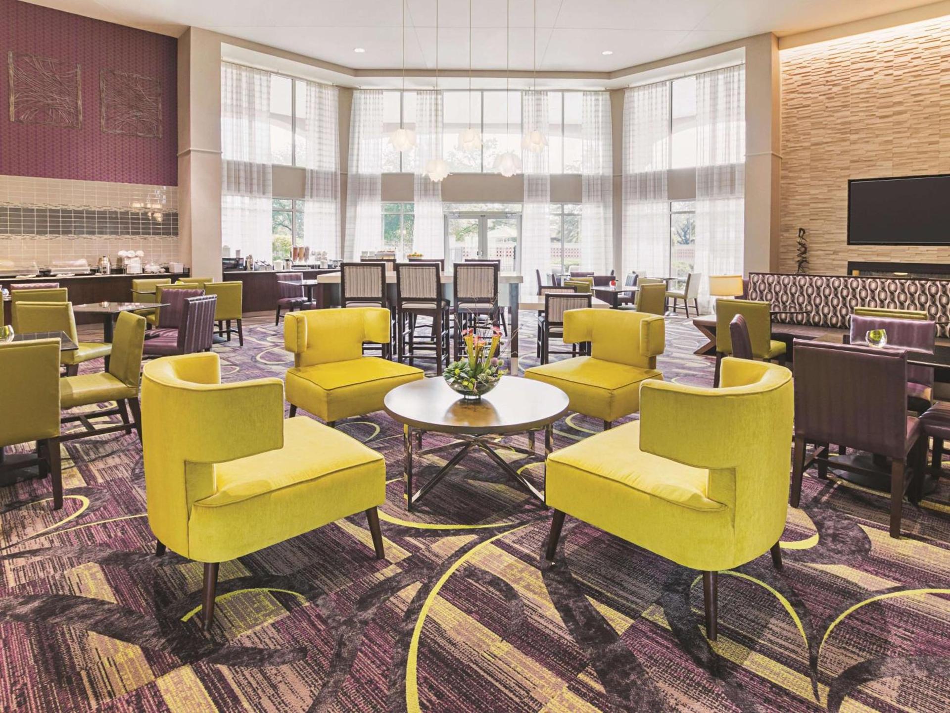 La Quinta by Wyndham Fort Worth North photo 5