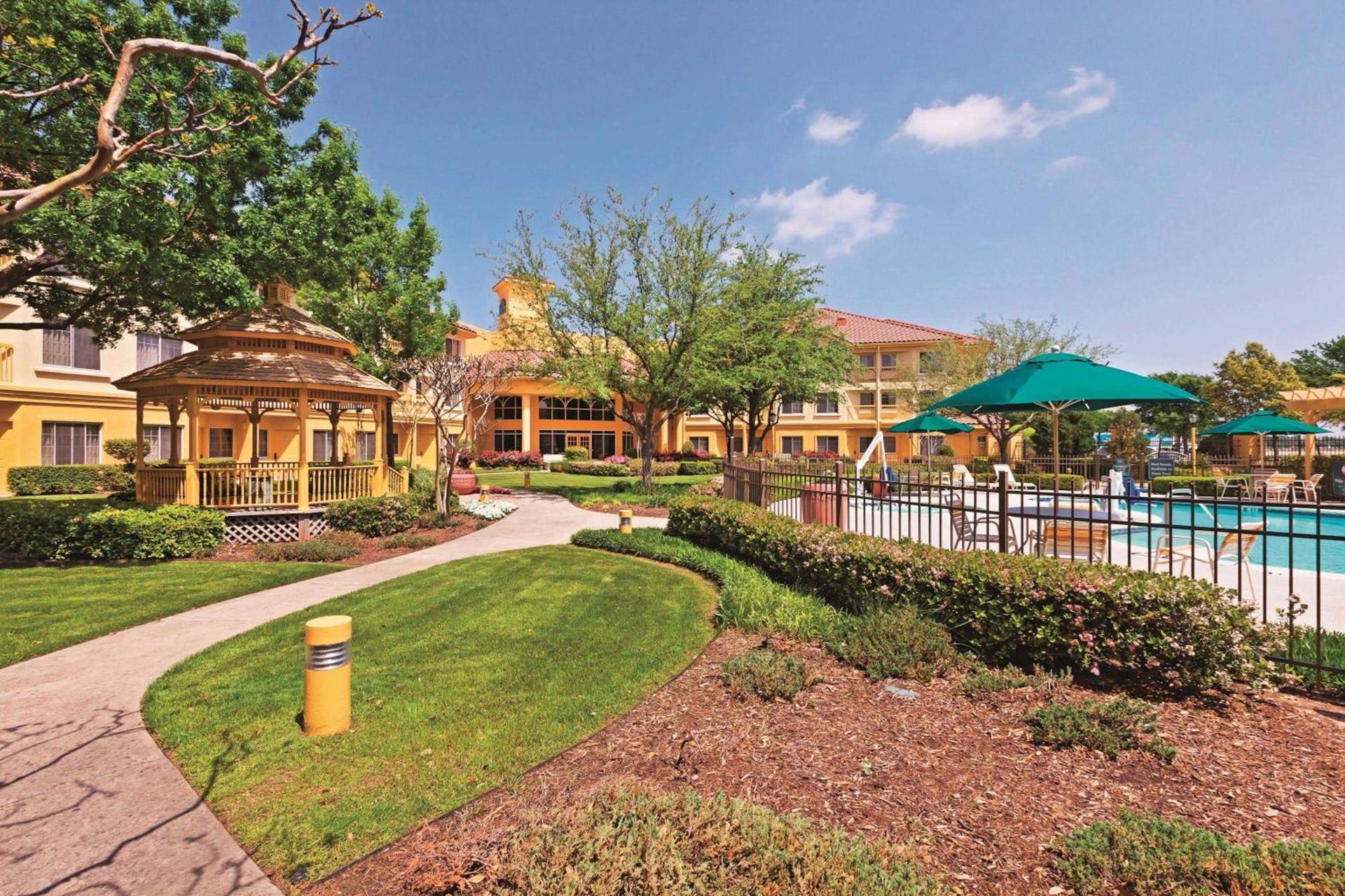 La Quinta by Wyndham Dallas DFW Airport North photo 23