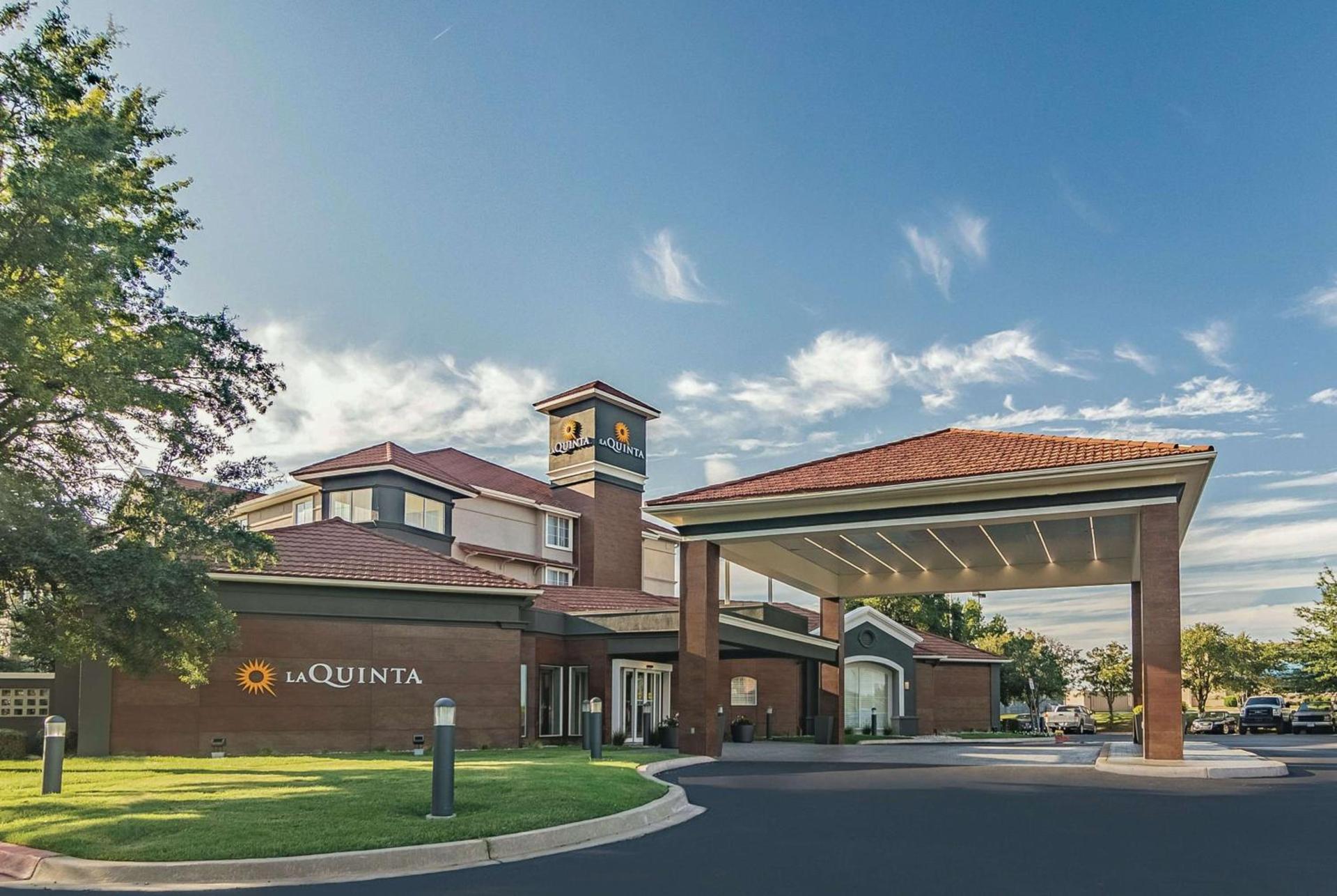 La Quinta by Wyndham Alexandria Airport — hotel in Alexandria