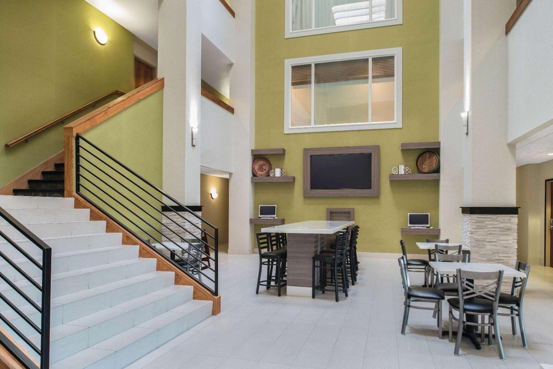 La Quinta by Wyndham Moscow Pullman photo 23