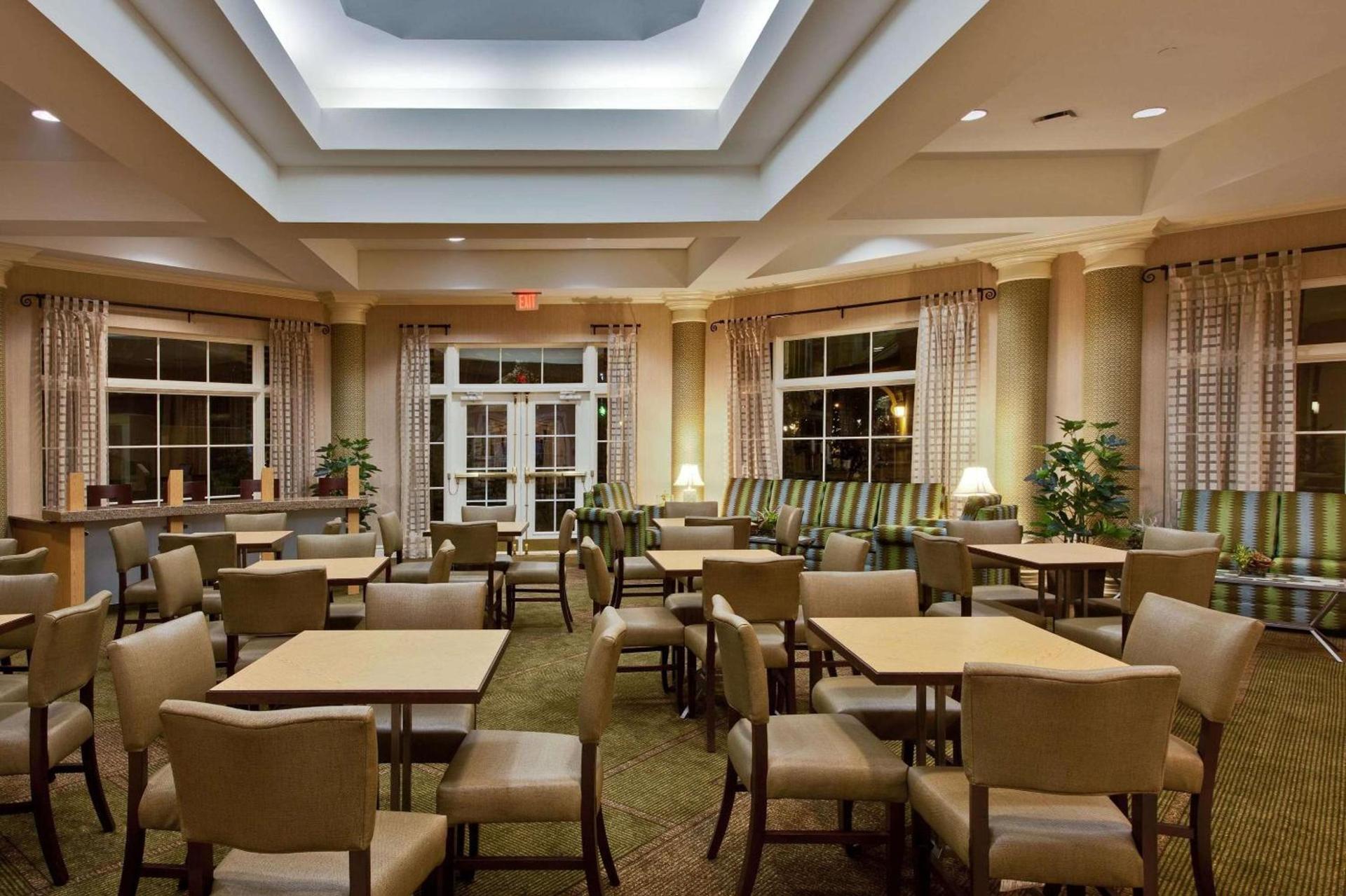 La Quinta by Wyndham USF (Near Busch Gardens) photo 7