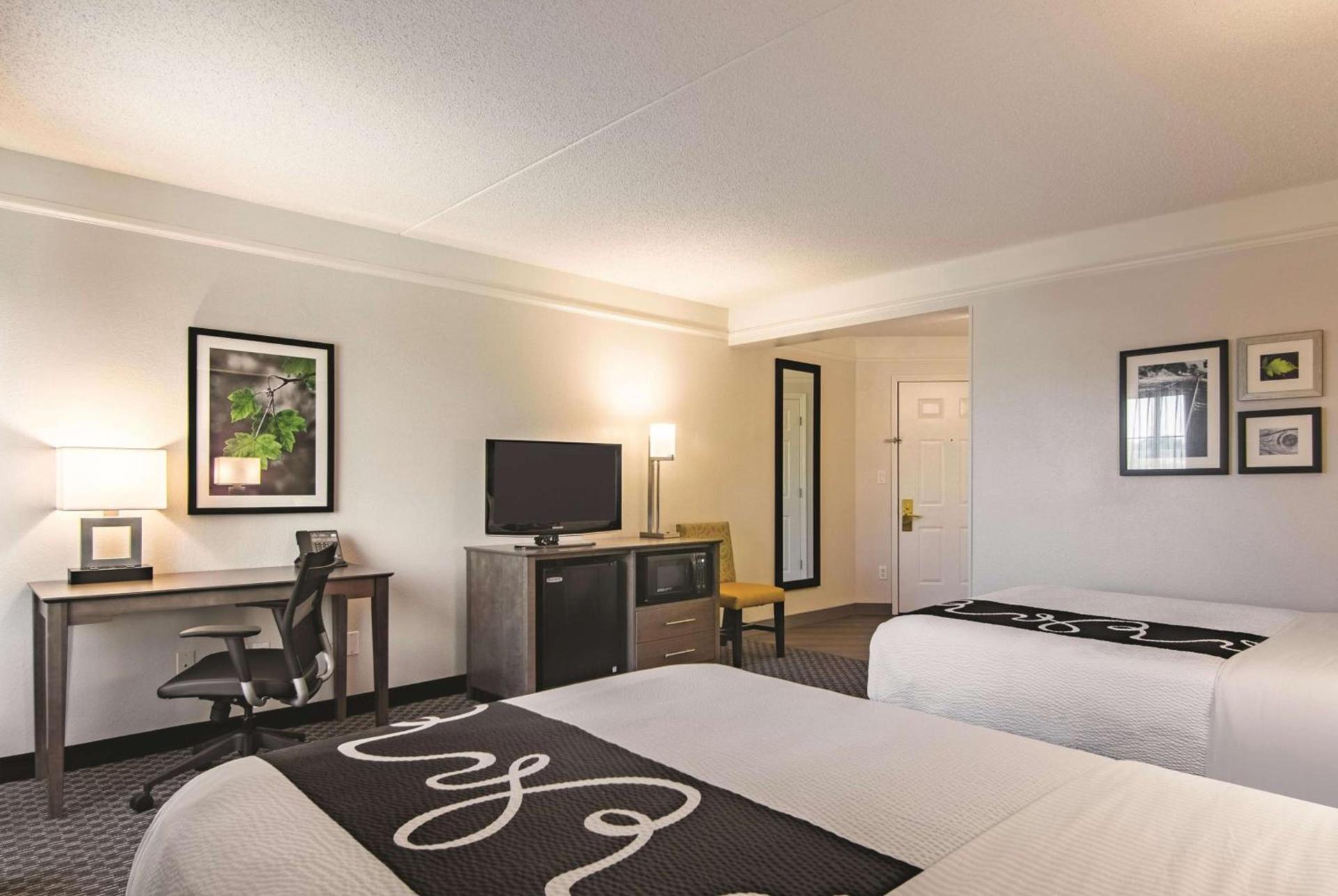 La Quinta by Wyndham Oklahoma City Norman photo 21