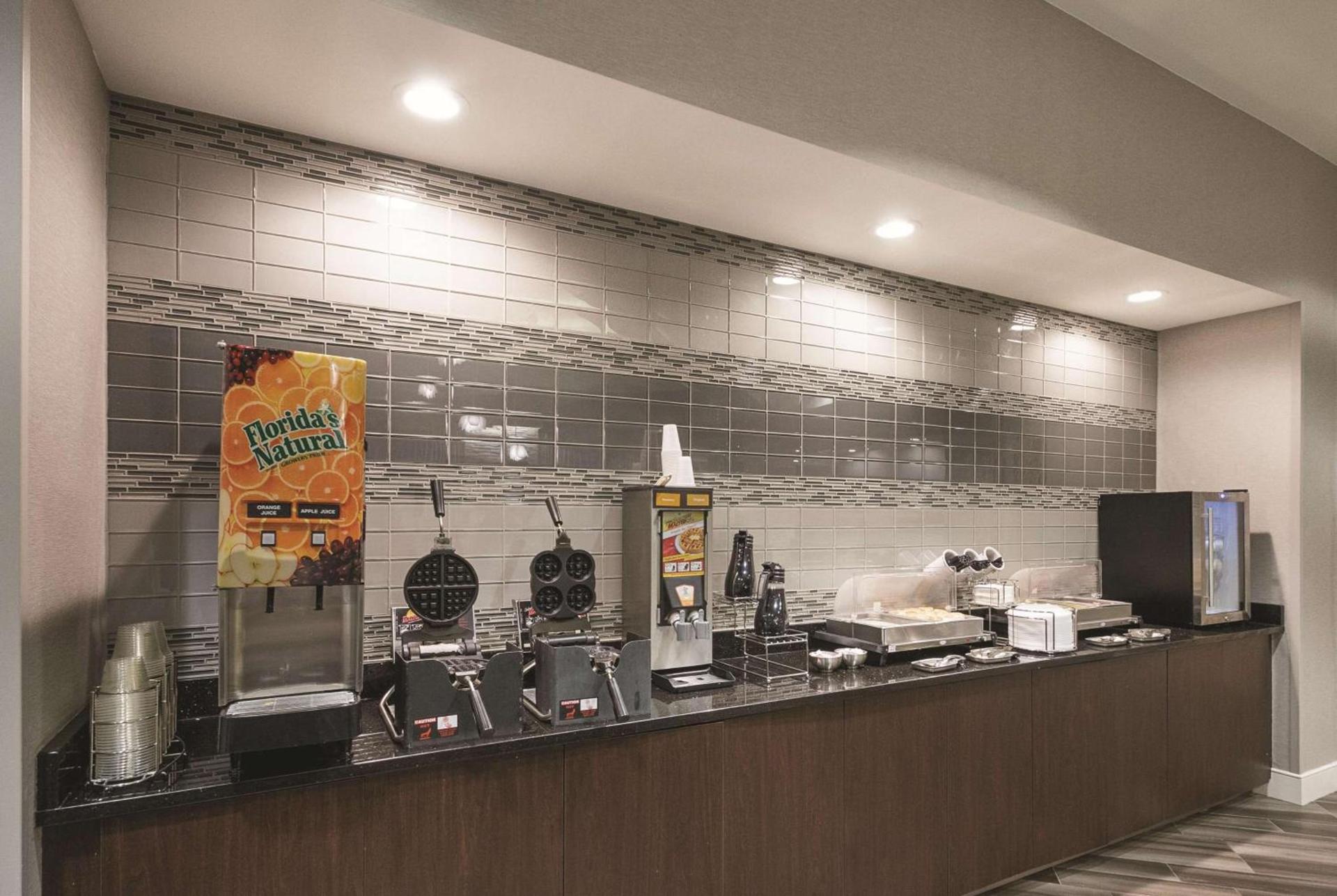 La Quinta by Wyndham Orem University Pwy Provo photo 36