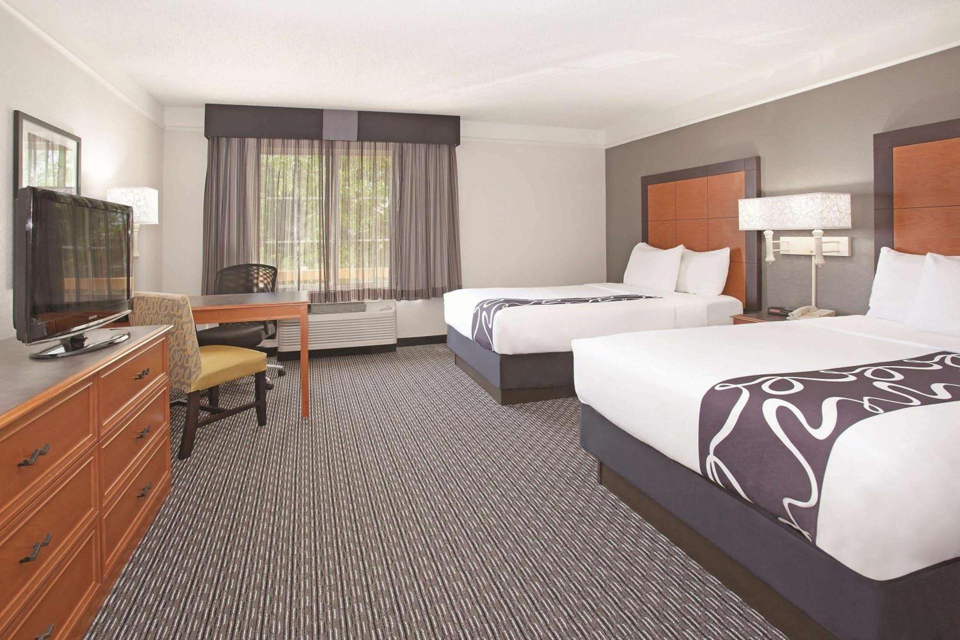 La Quinta by Wyndham Pueblo photo 16