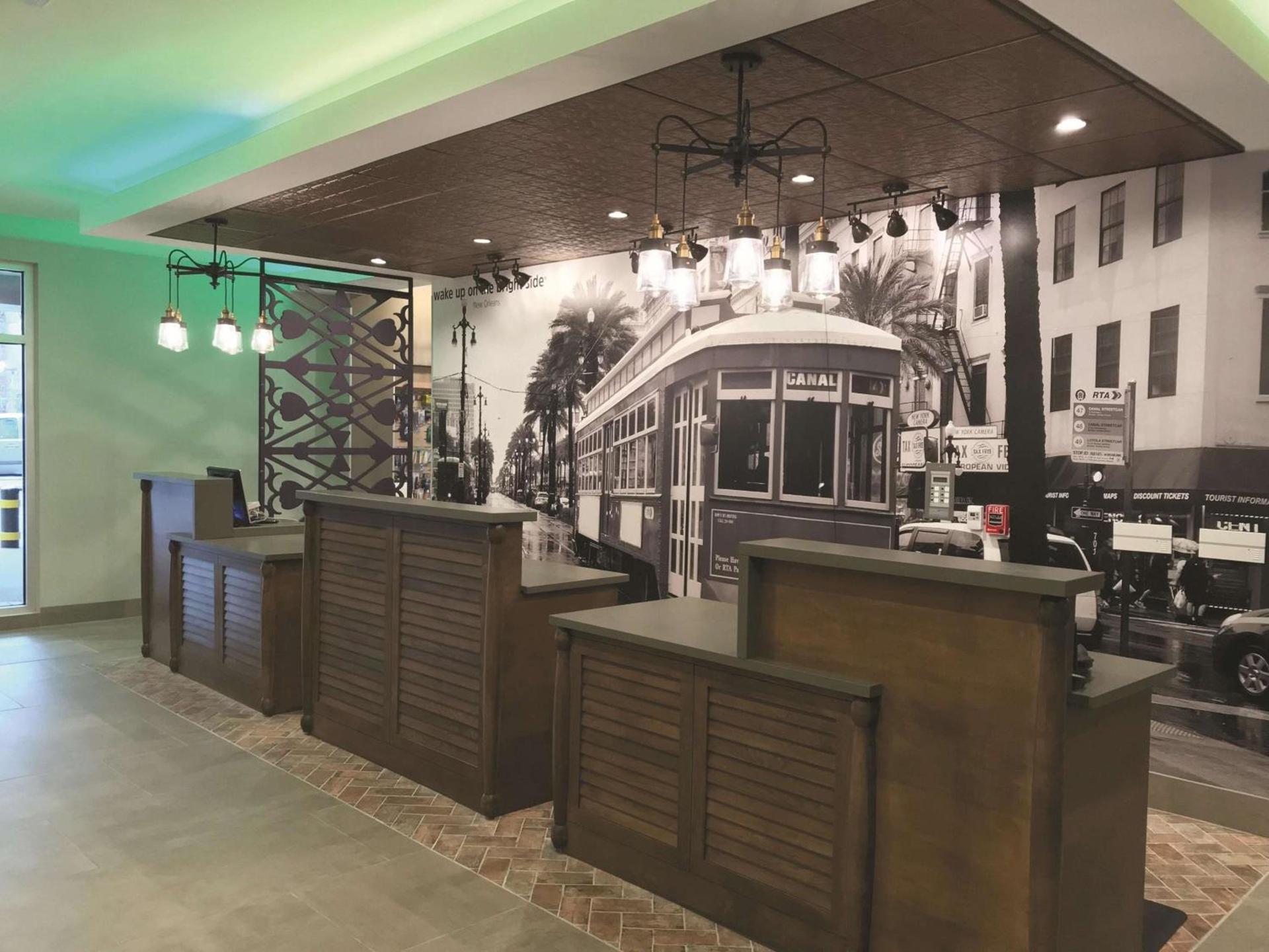 La Quinta Inn & Suites by Wyndham New Orleans Downtown photo 4