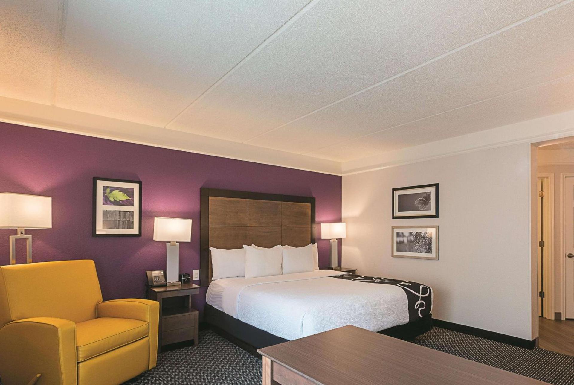 La Quinta by Wyndham Atlanta Alpharetta photo 29