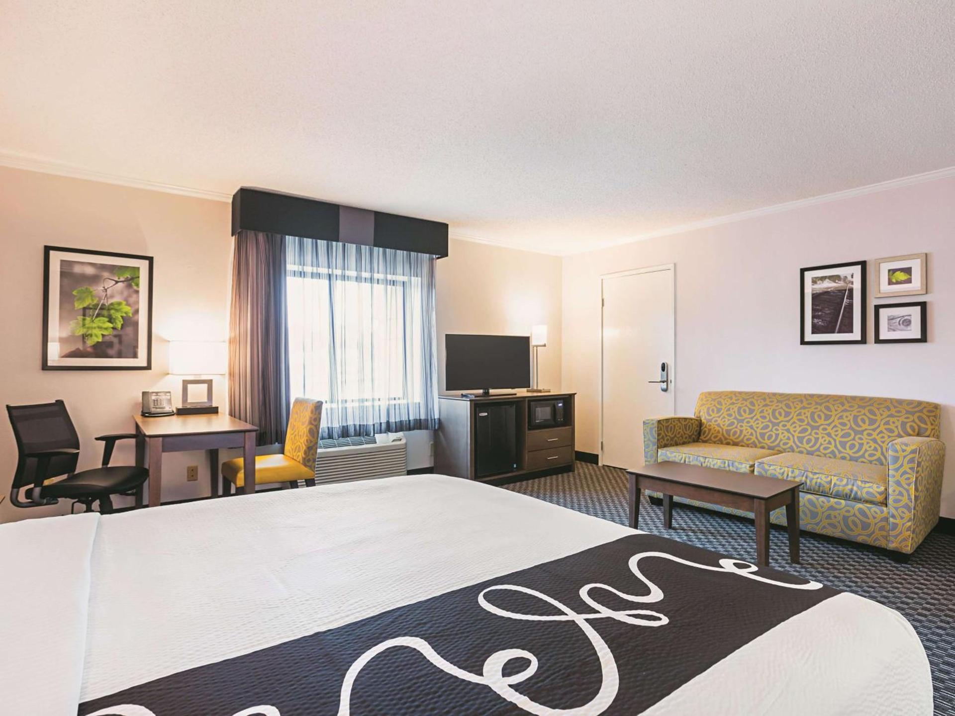 La Quinta by Wyndham Atlanta Midtown - Buckhead photo 2