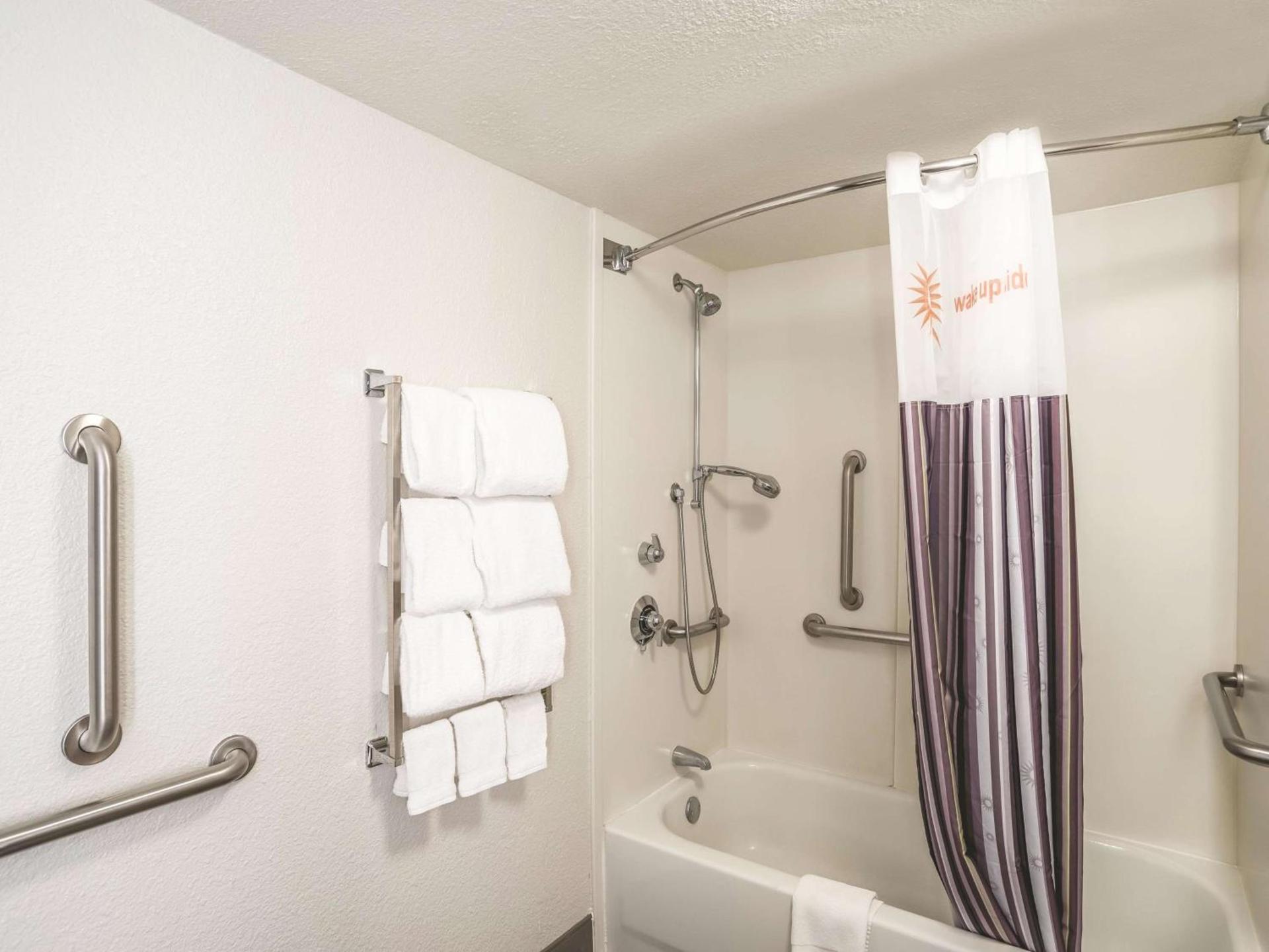La Quinta by Wyndham Phoenix Chandler photo 18