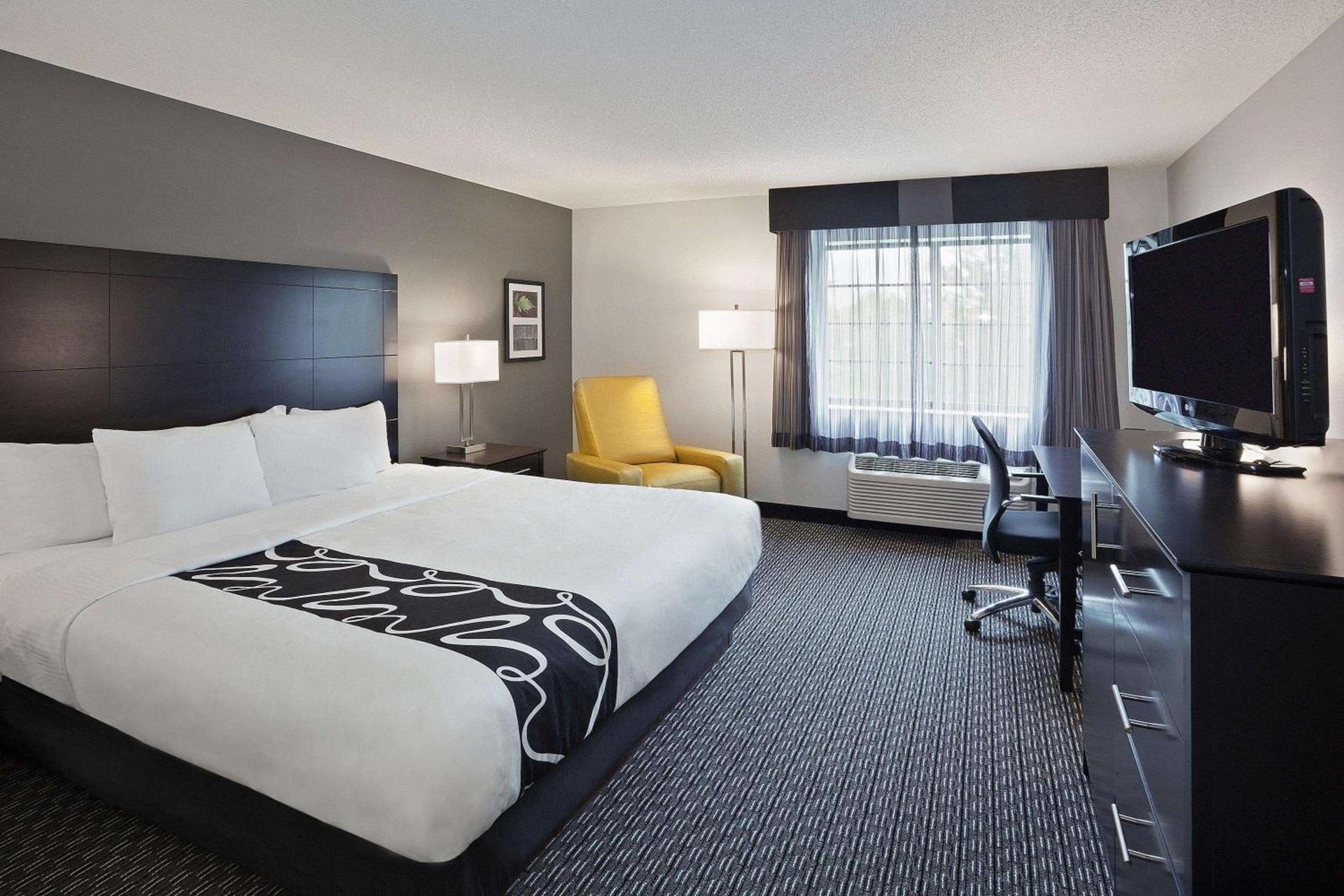 La Quinta by Wyndham Cleveland Macedonia photo 39