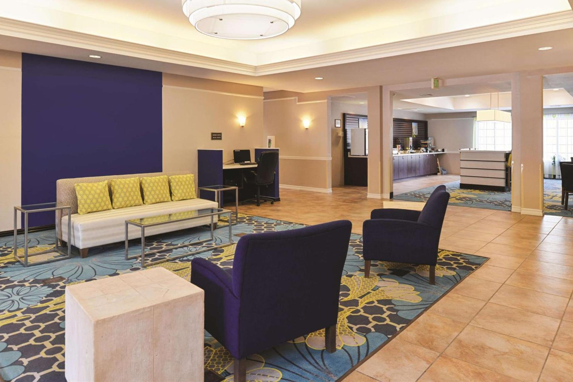 La Quinta by Wyndham Ruidoso Downs photo 2
