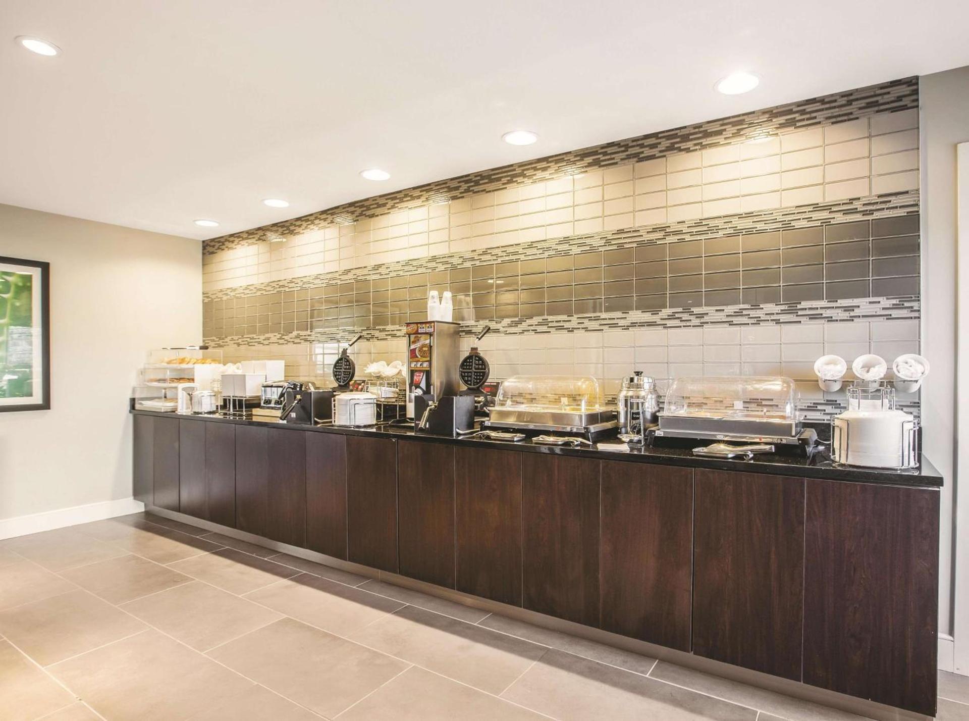 La Quinta by Wyndham Atlanta Midtown - Buckhead photo 18