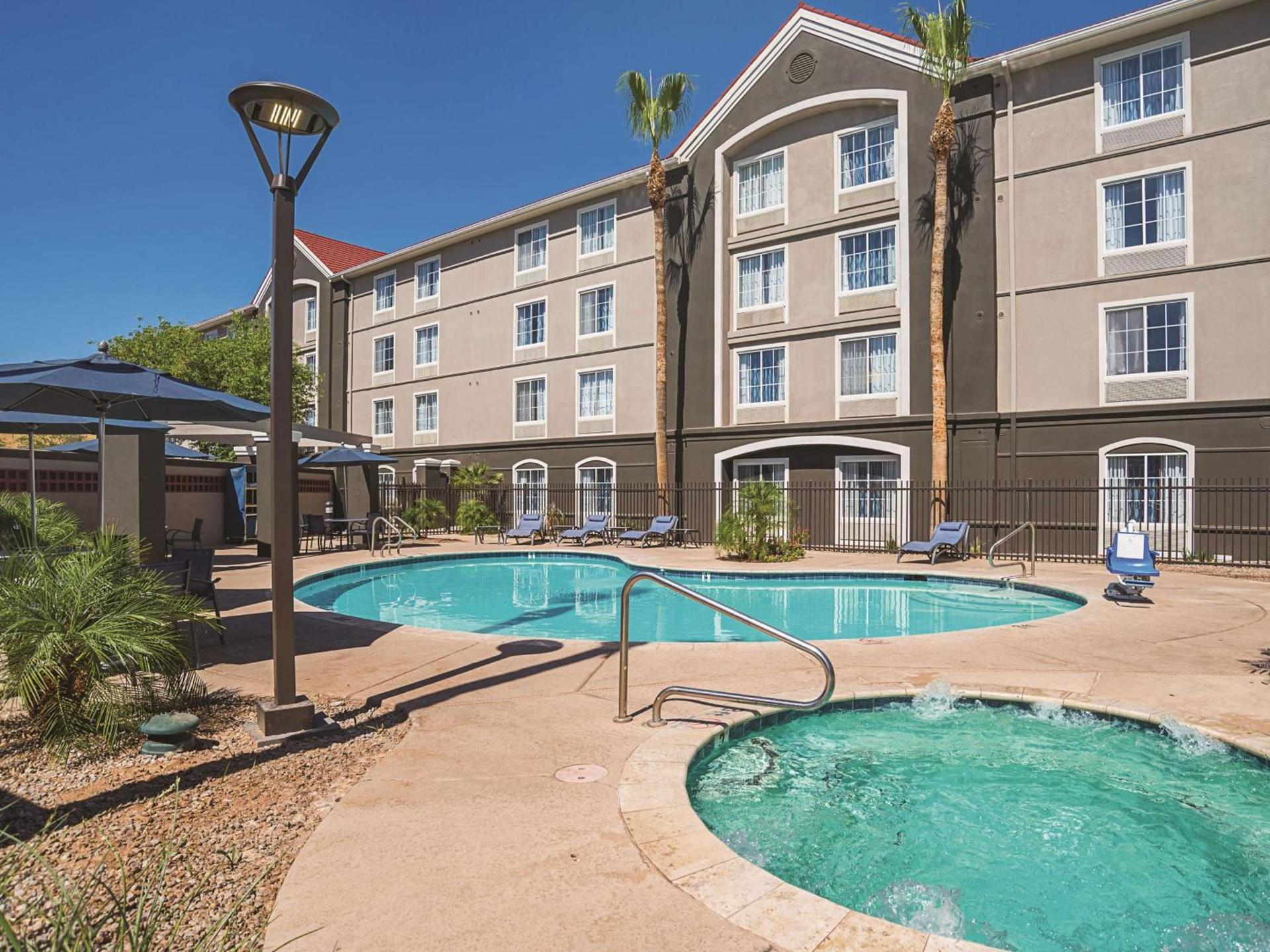La Quinta by Wyndham Phoenix Chandler photo 2